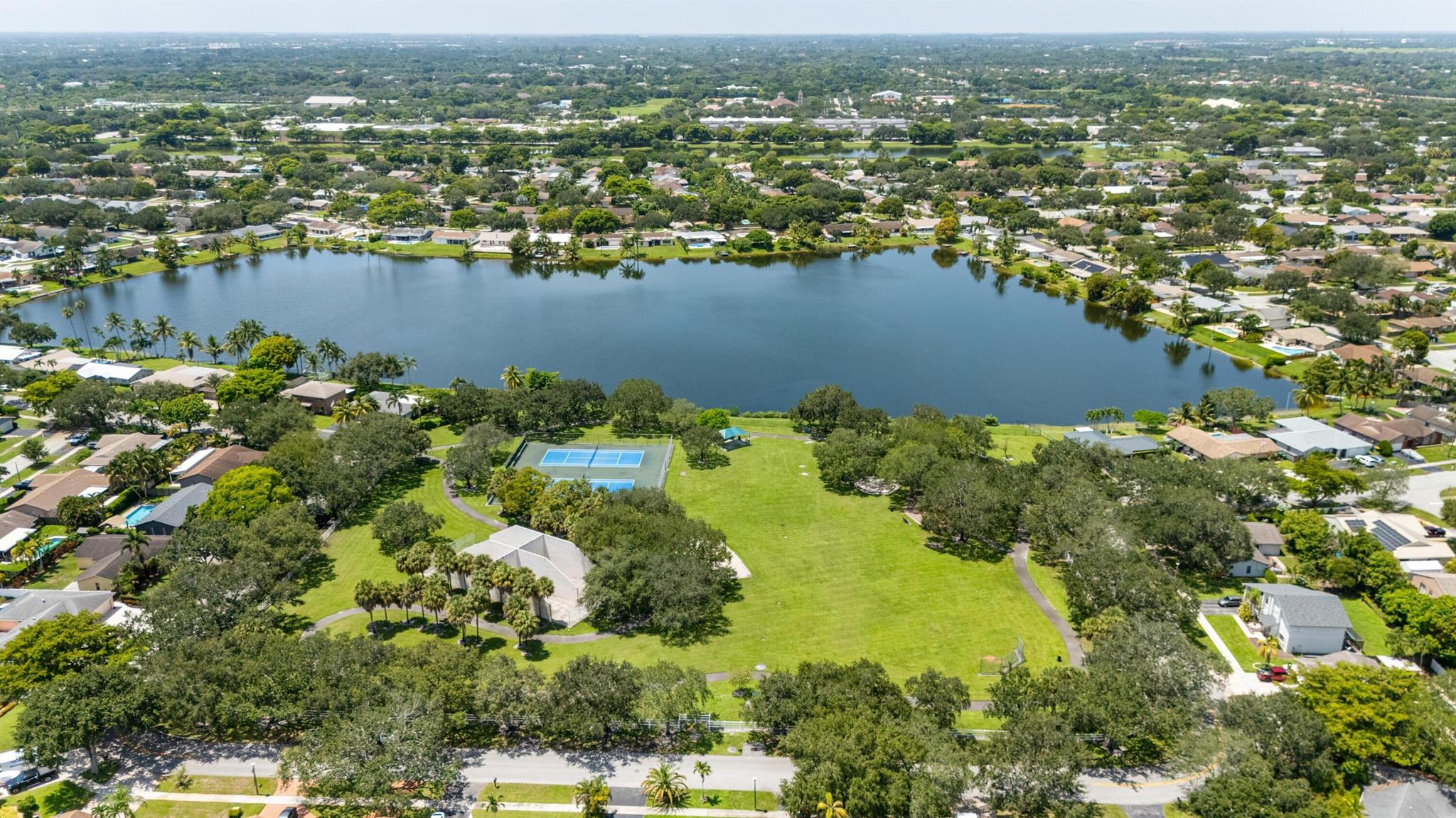 FLAMINGO GARDENS-TAMARIND - Residential Lease