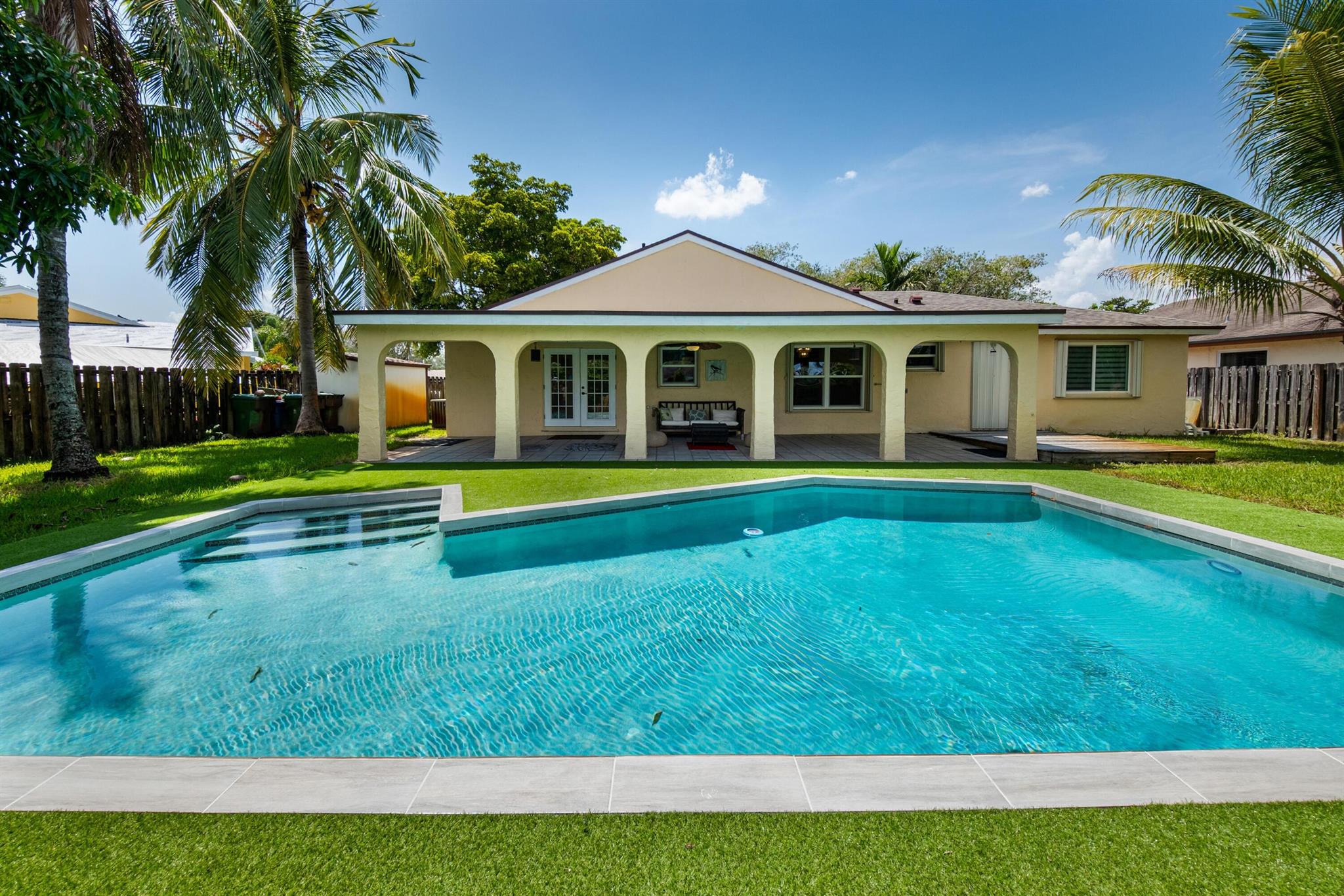 FLAMINGO GARDENS-TAMARIND - Residential Lease