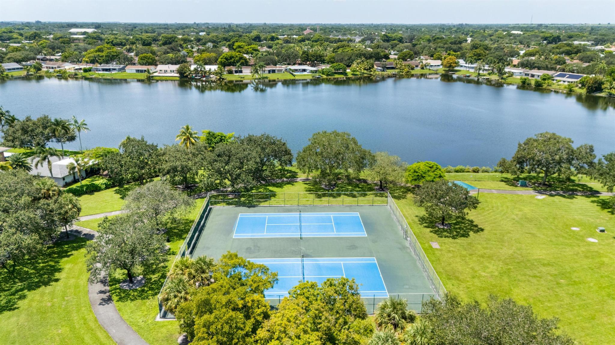 FLAMINGO GARDENS-TAMARIND - Residential Lease