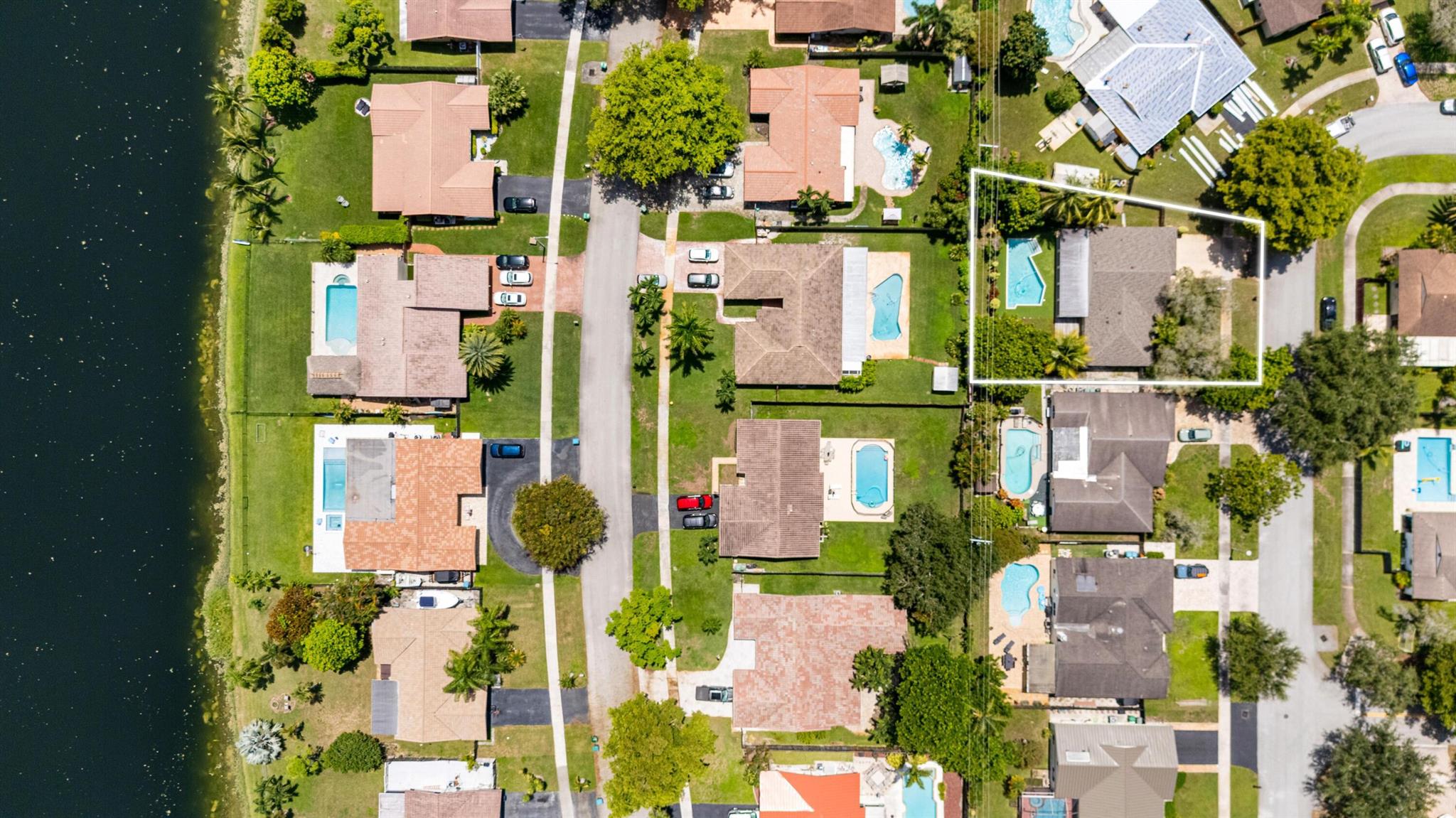 FLAMINGO GARDENS-TAMARIND - Residential Lease