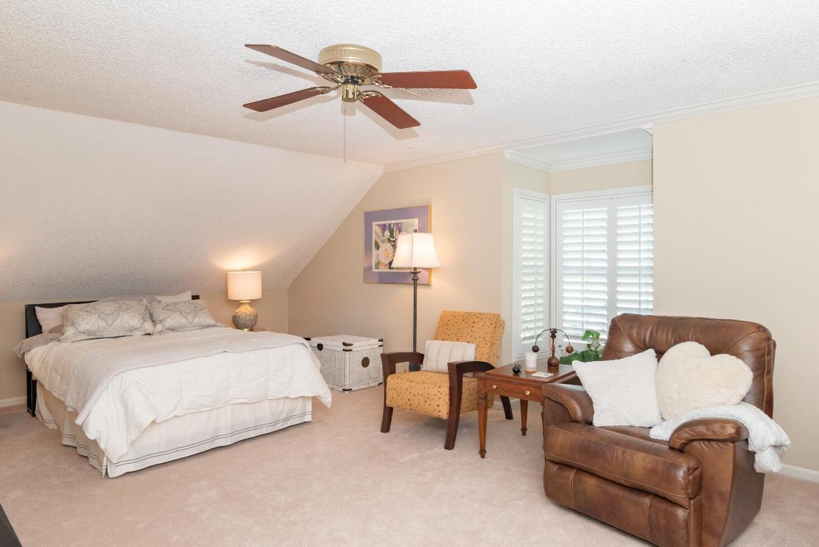 YACHT & COUNTRY CLUB OF STUART - Residential