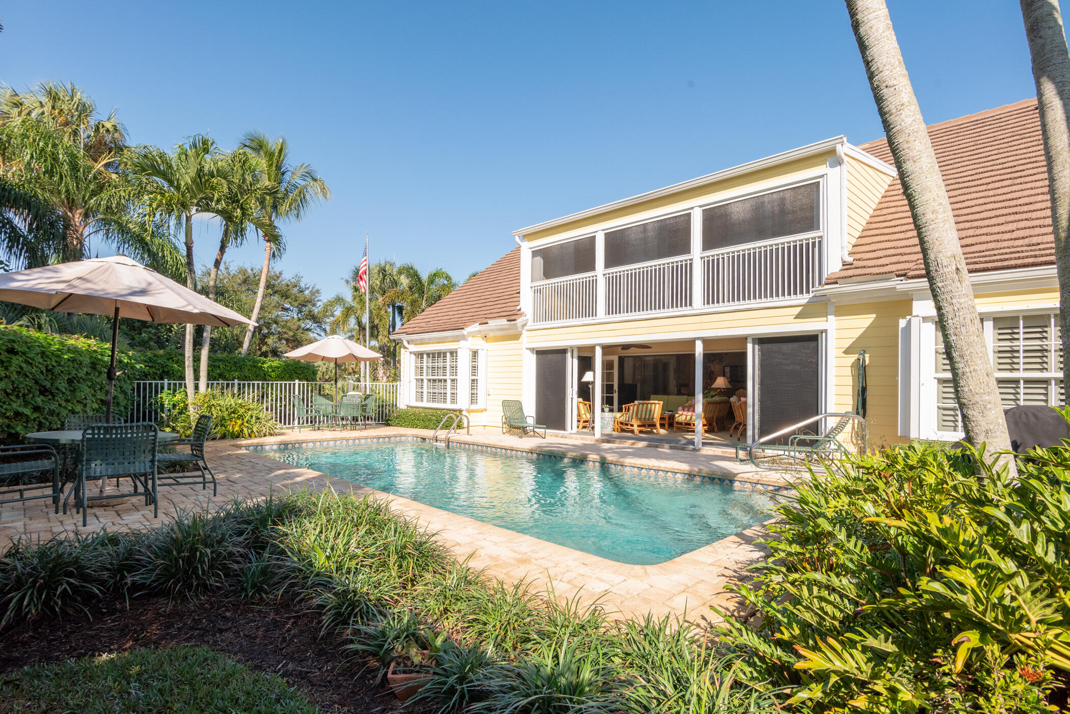 YACHT & COUNTRY CLUB OF STUART - Residential