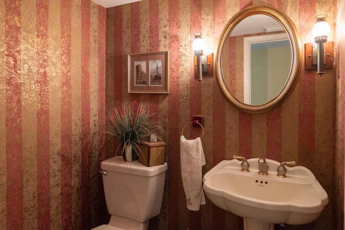 YACHT & COUNTRY CLUB OF STUART - Residential