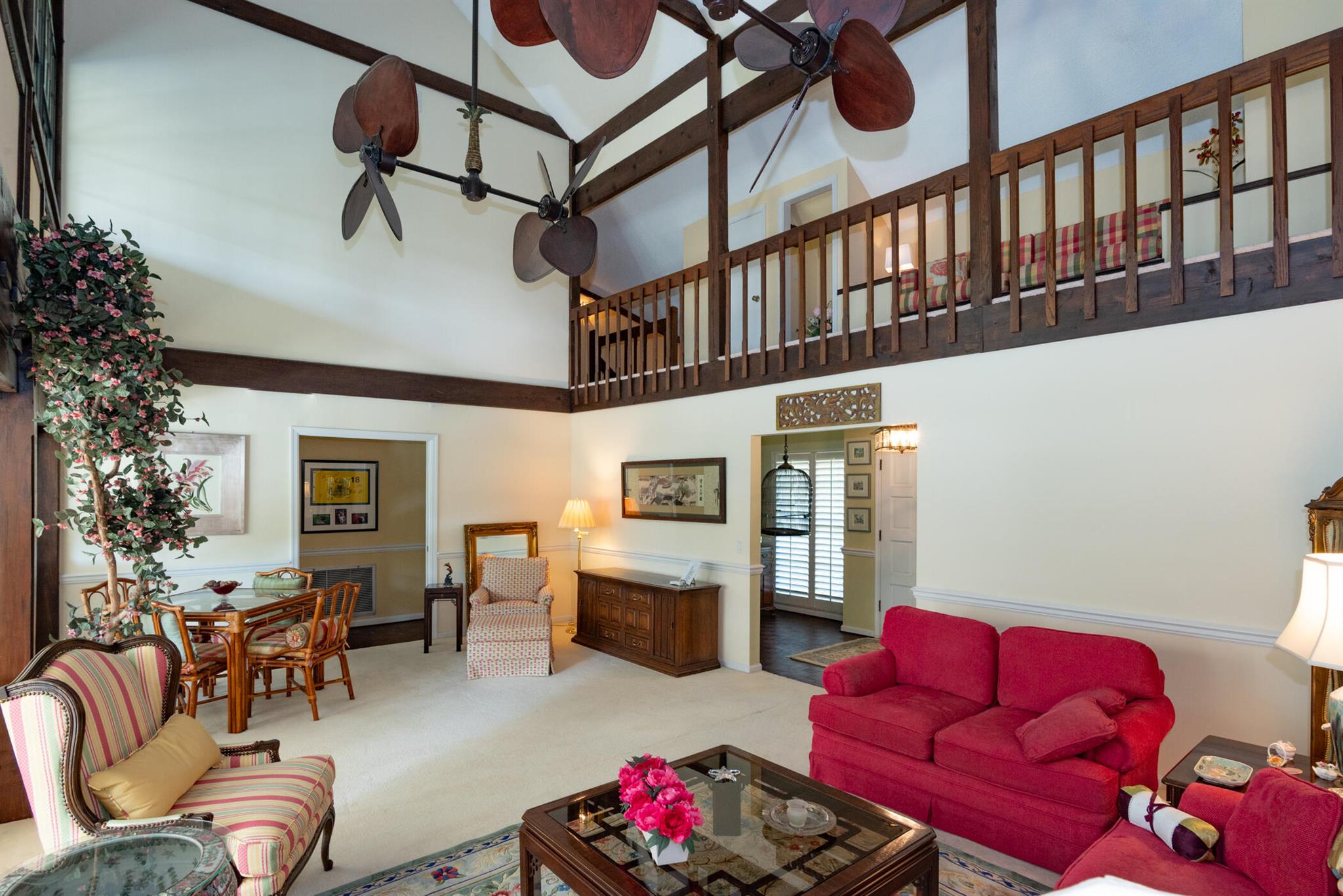 YACHT & COUNTRY CLUB OF S - Residential