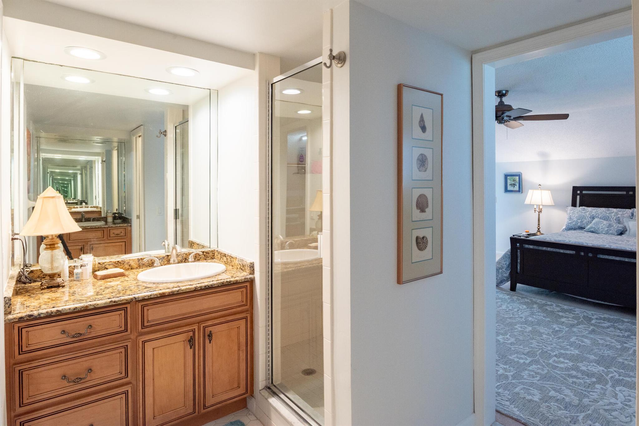 YACHT & COUNTRY CLUB OF S - Residential