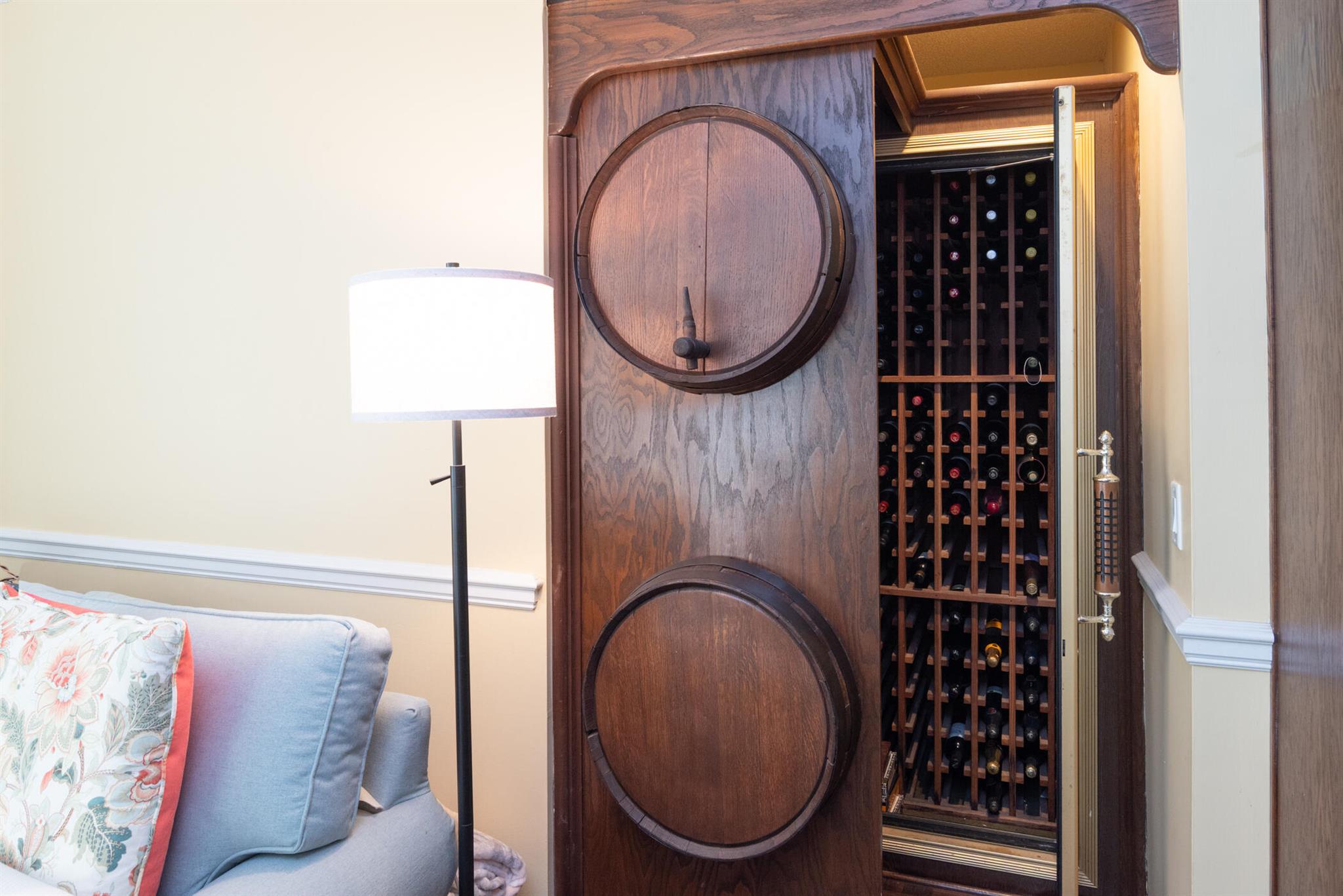 YACHT & COUNTRY CLUB OF S - Residential