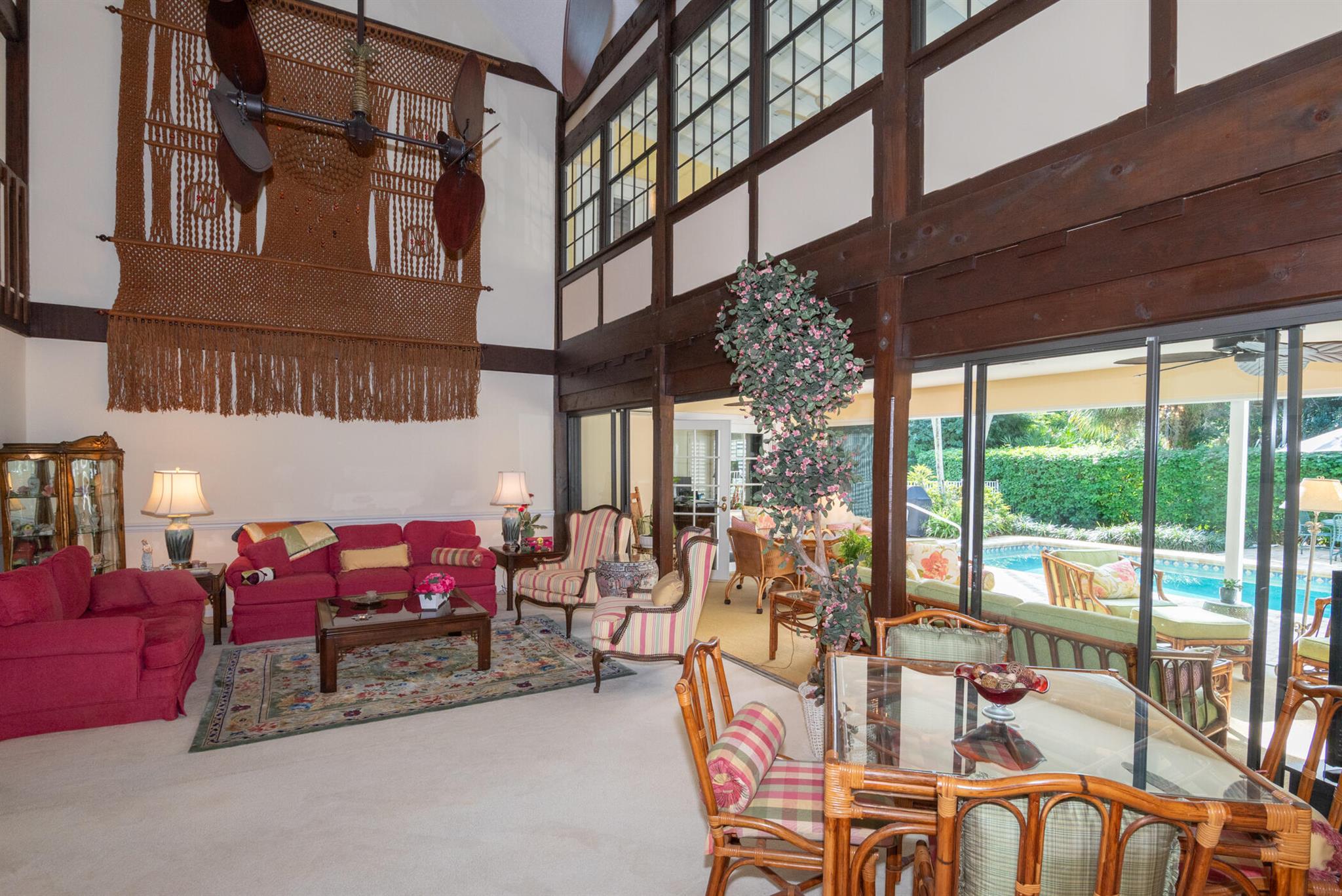 YACHT & COUNTRY CLUB OF S - Residential