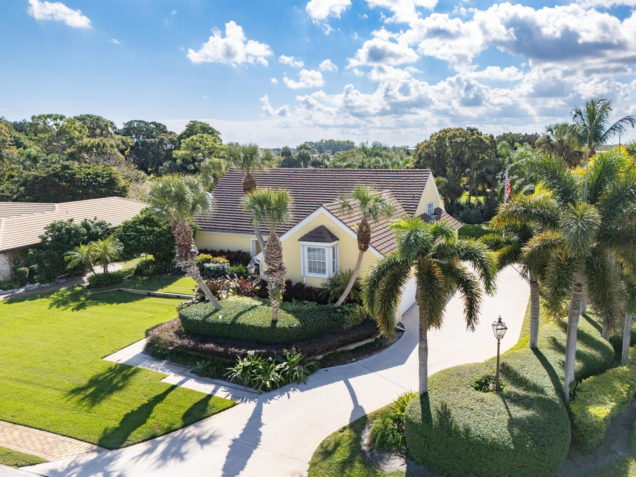 YACHT & COUNTRY CLUB OF STUART - Residential