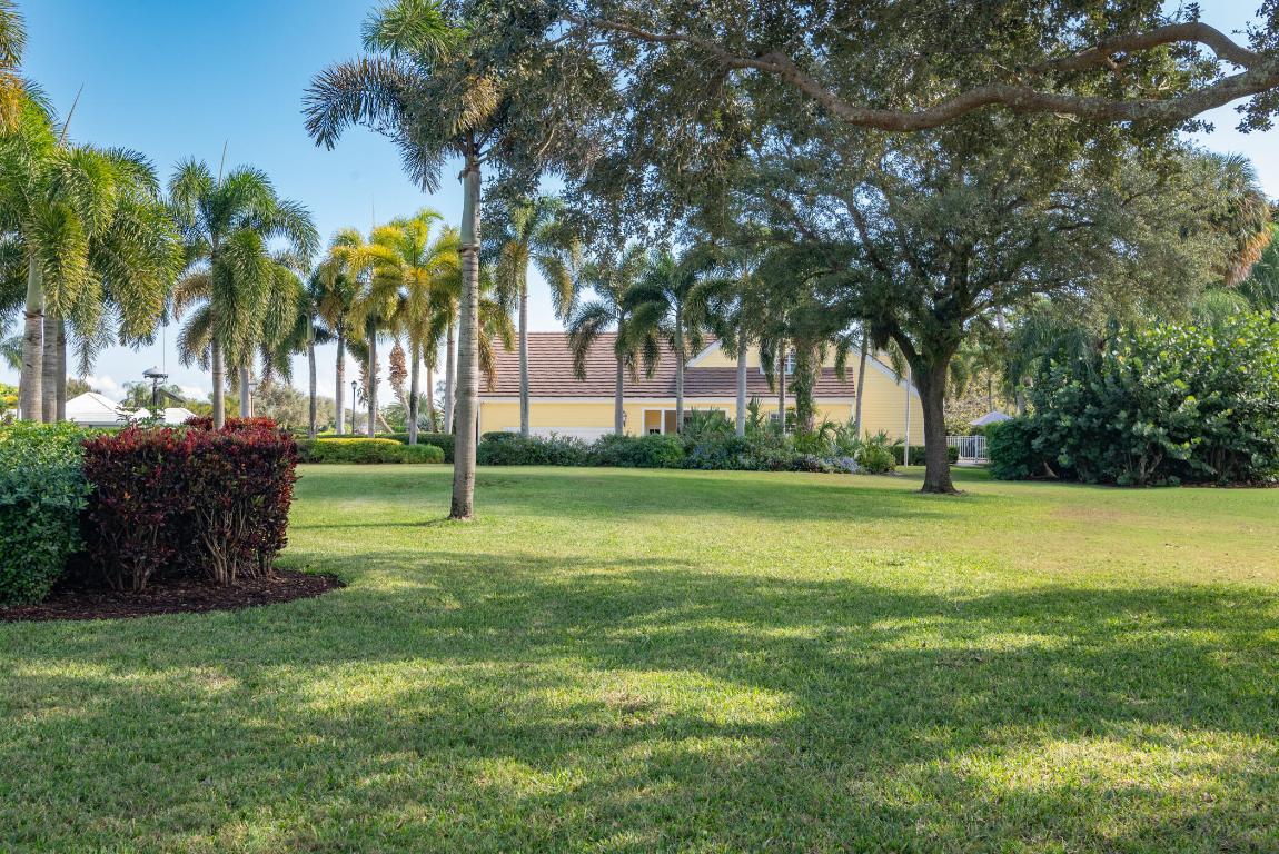 YACHT & COUNTRY CLUB OF STUART - Residential