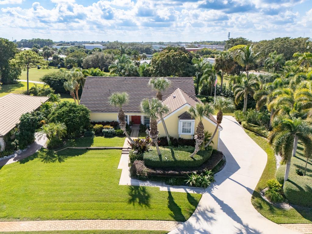 YACHT & COUNTRY CLUB OF STUART - Residential
