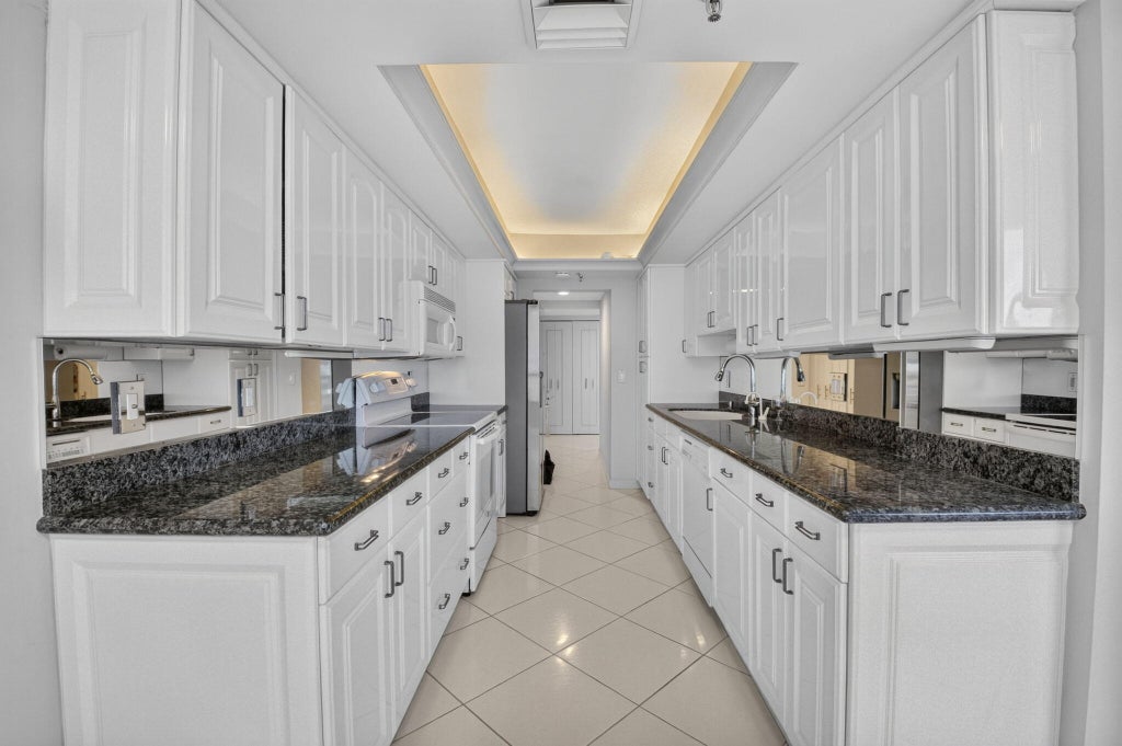 Photo of 20090 Boca West Drive Apt #361, Boca Raton, FL 33434 (MLS # B26061292)