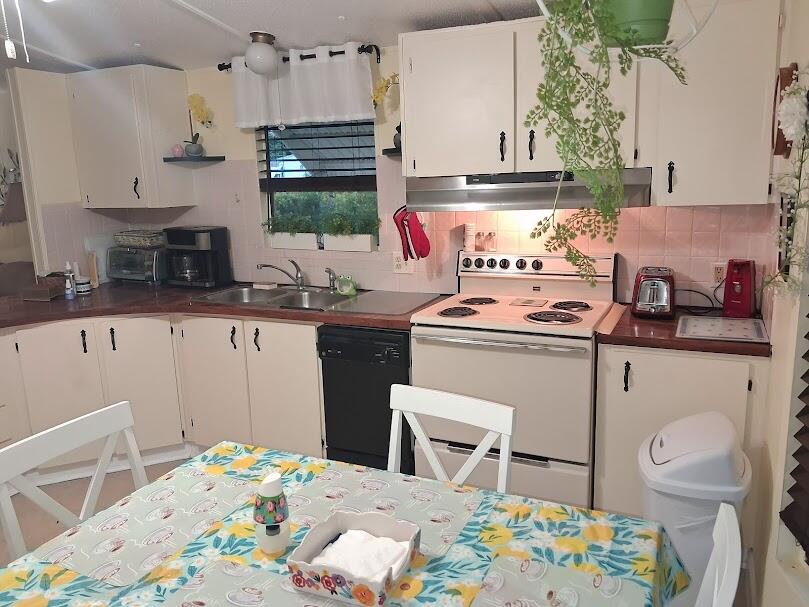 Tropical Breeze Estates - Residential