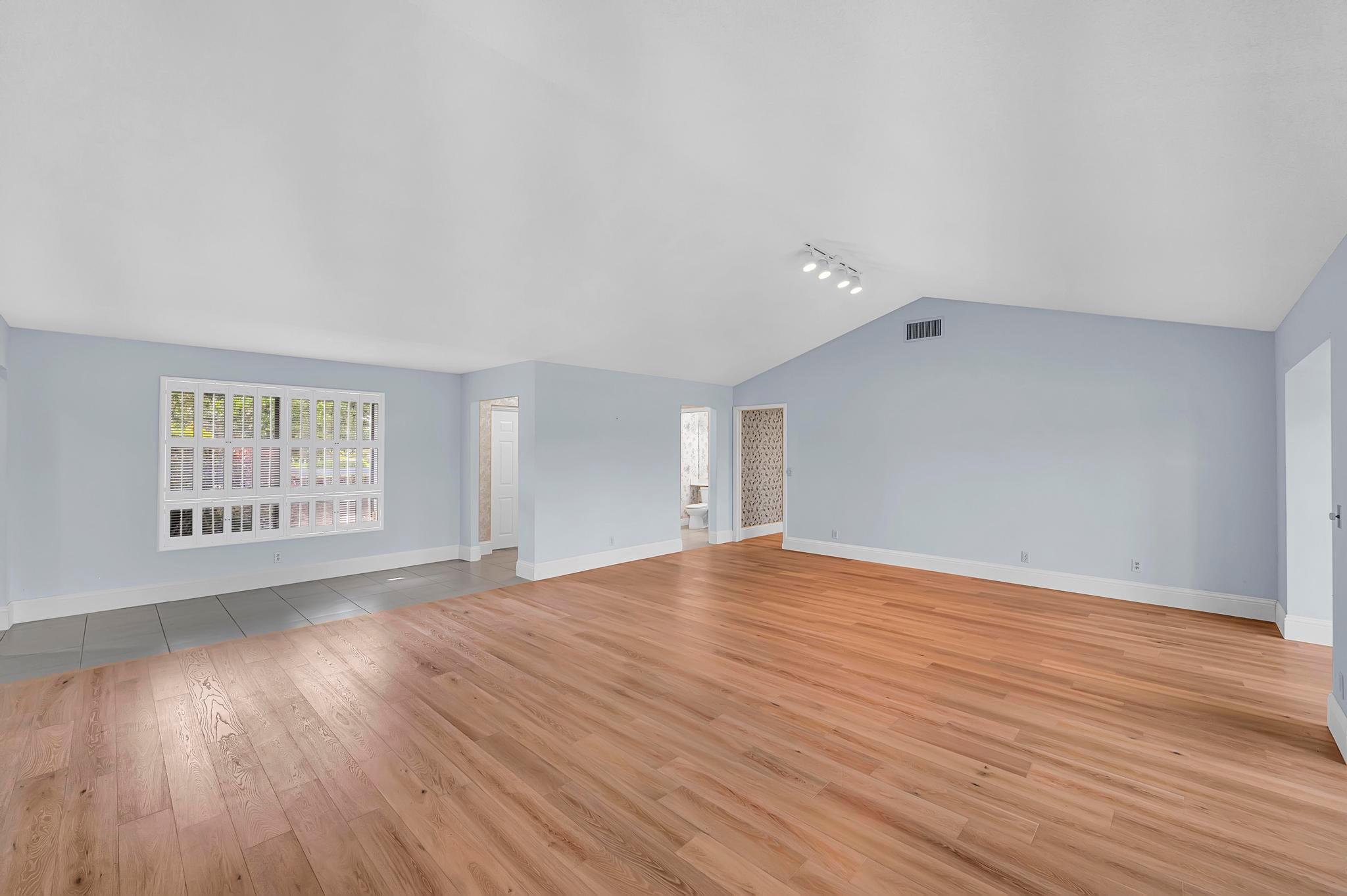 PIPERS LANDING - Residential