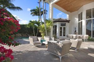 DELRAY BEACH SHORES - Residential