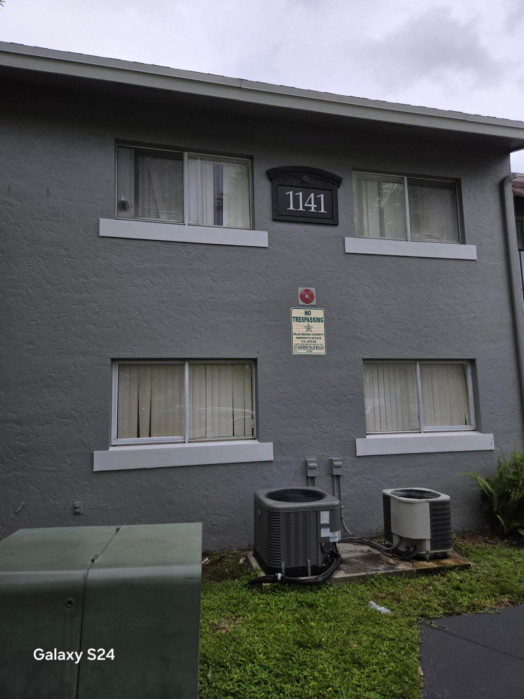 Photo of 1141 LAKE VICTORIA Drive #H, West Palm Beach, FL 33411 (MLS # B26055492)