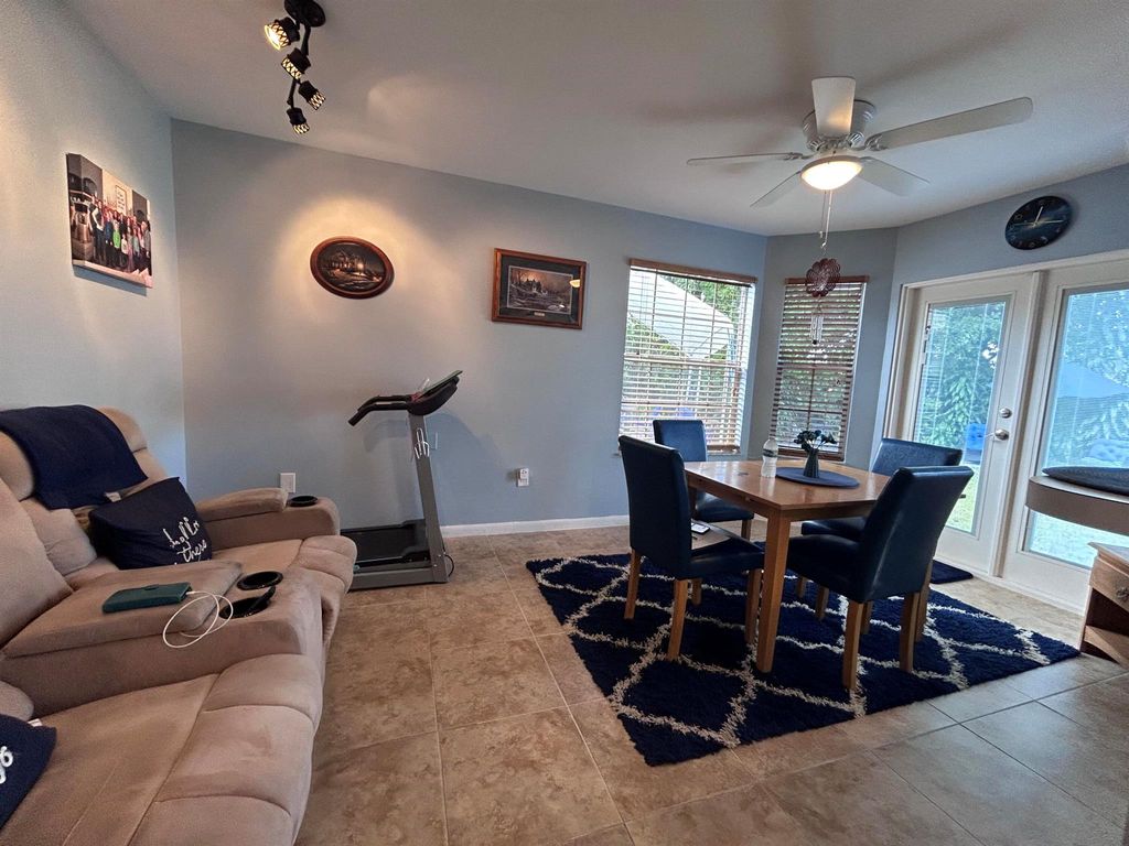 Photo of 21437 54th Drive S, Boca Raton, FL 33486 (MLS # R11146940)