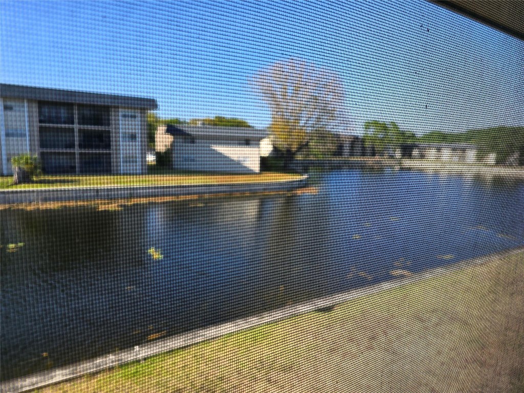 VERSAILLES GARDENS - Residential