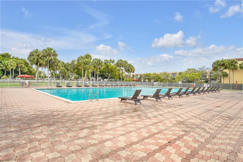 Cypress Chase North - Residential