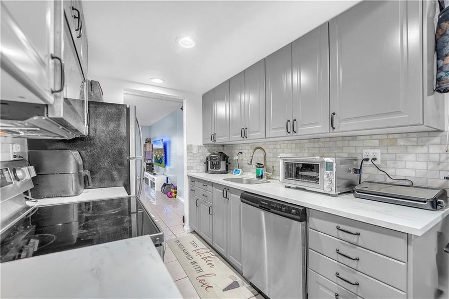 Gorgeous 2/2 condo with Lakeview. Recently renovated with newer stainless steel appliances, full size washer & dryer in unit. Reserves are in place. The 40- year inspection came back clean with no issues. No FHA. VA is ok. Maintenance includes water, cable, internet, security gate, pool, sauna, gym, tennis and basketball court. 1 assigned parking space but plenty guest parking.
