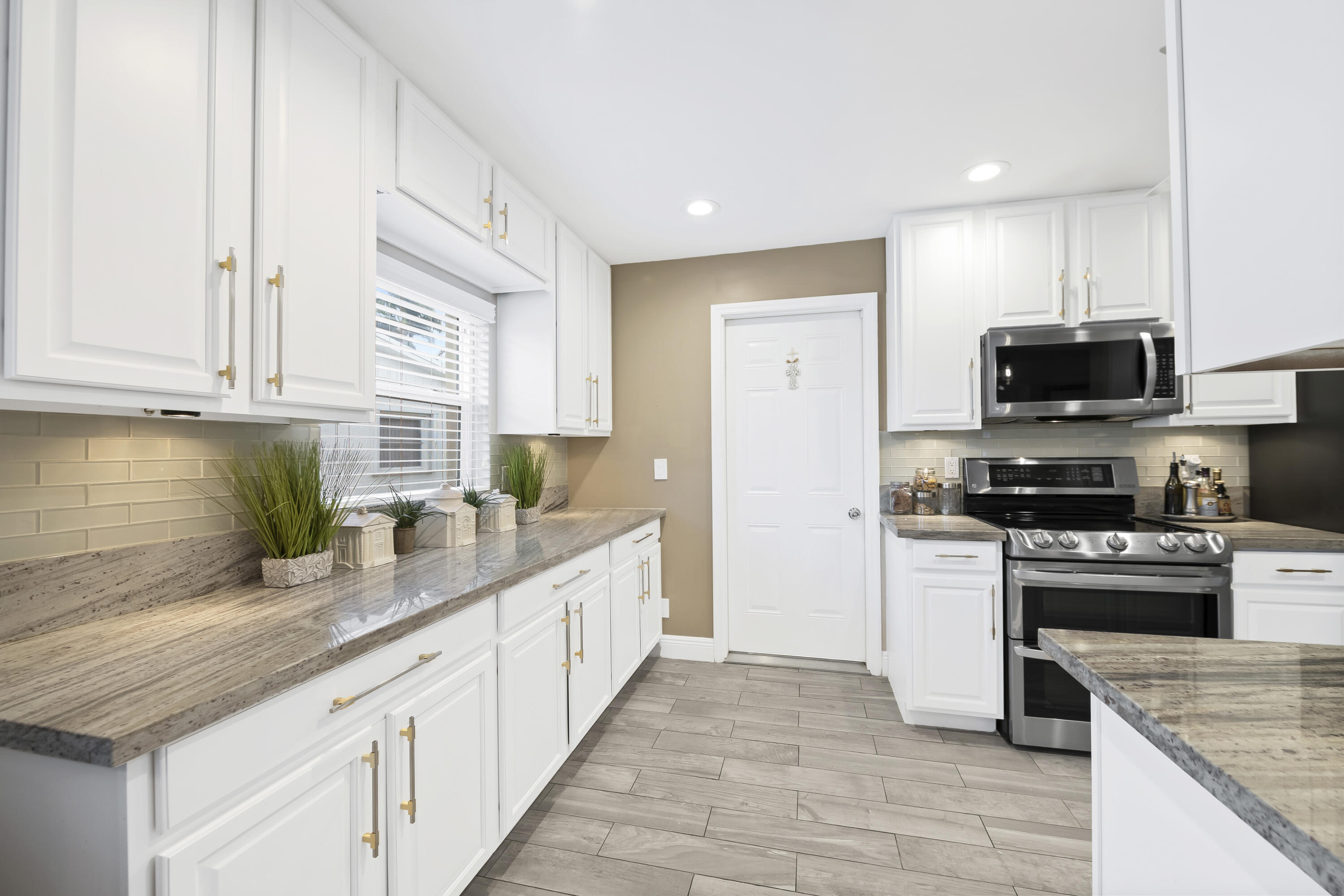 CYPRESS LAKES 2 - Residential