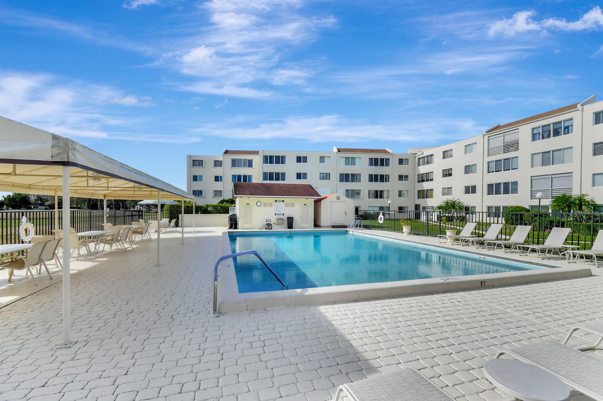 GRAMERCY AT POINCIANA CON - Residential