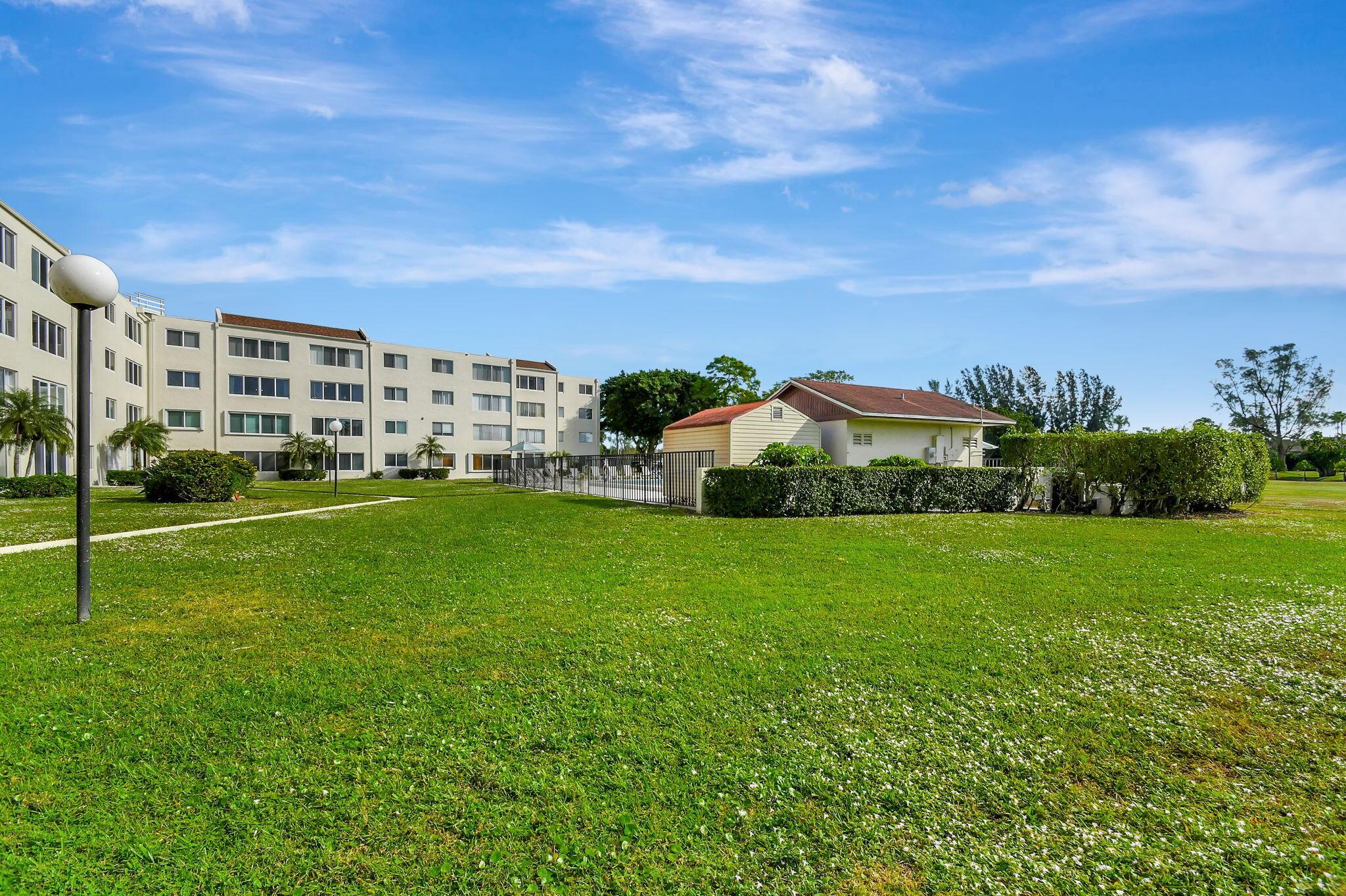 GRAMERCY AT POINCIANA CON - Residential