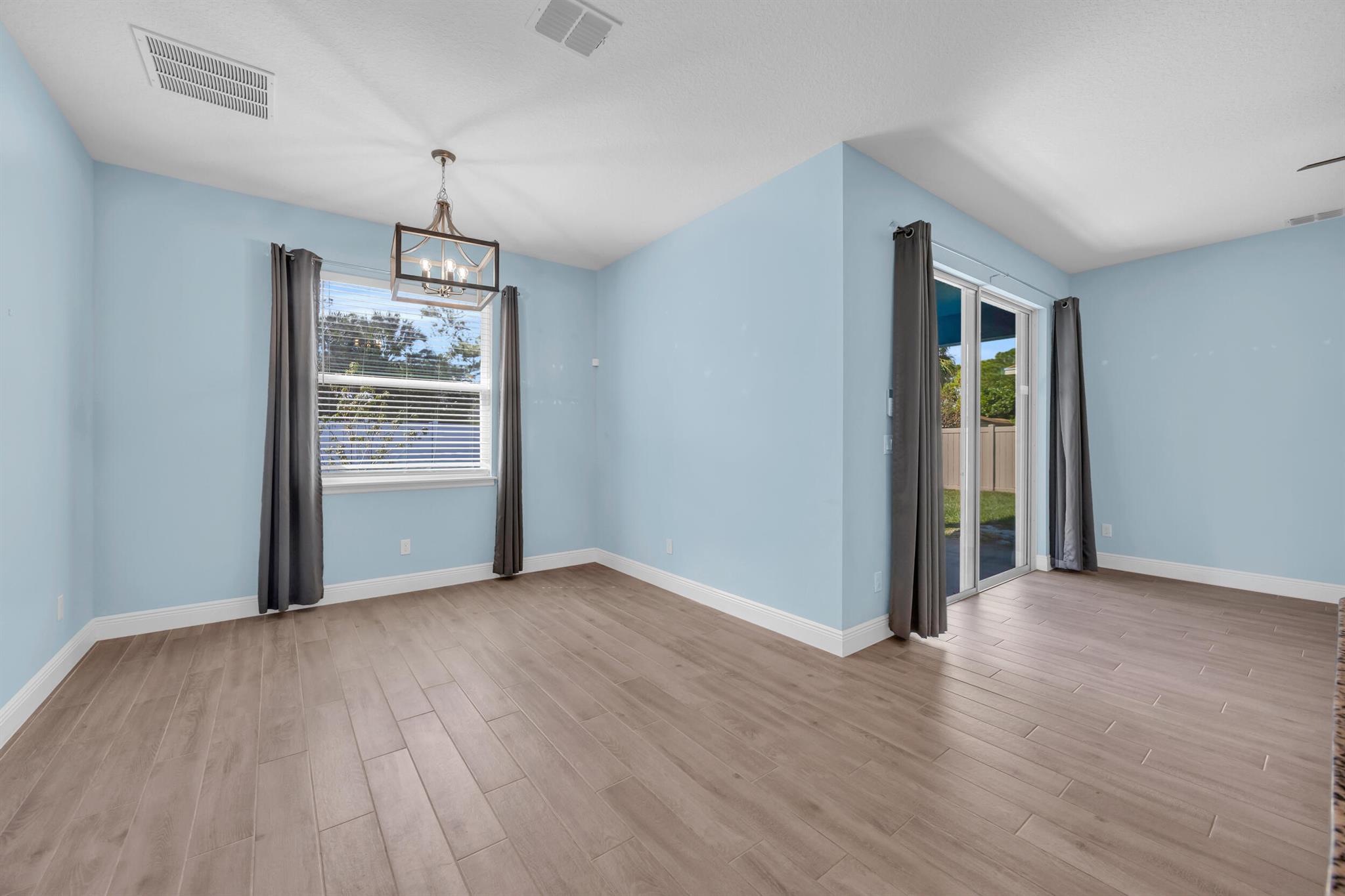 PORT ST LUCIE SECTION 15 - Residential