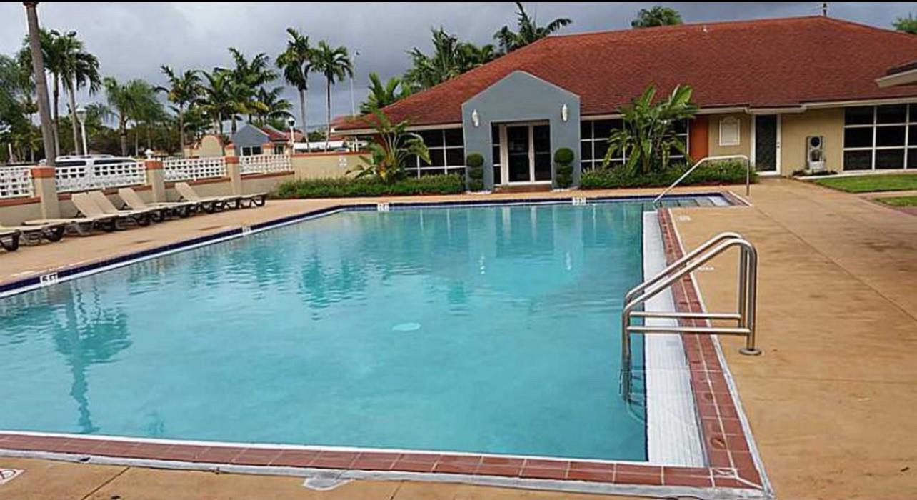 18840 NW 57th Ave 302