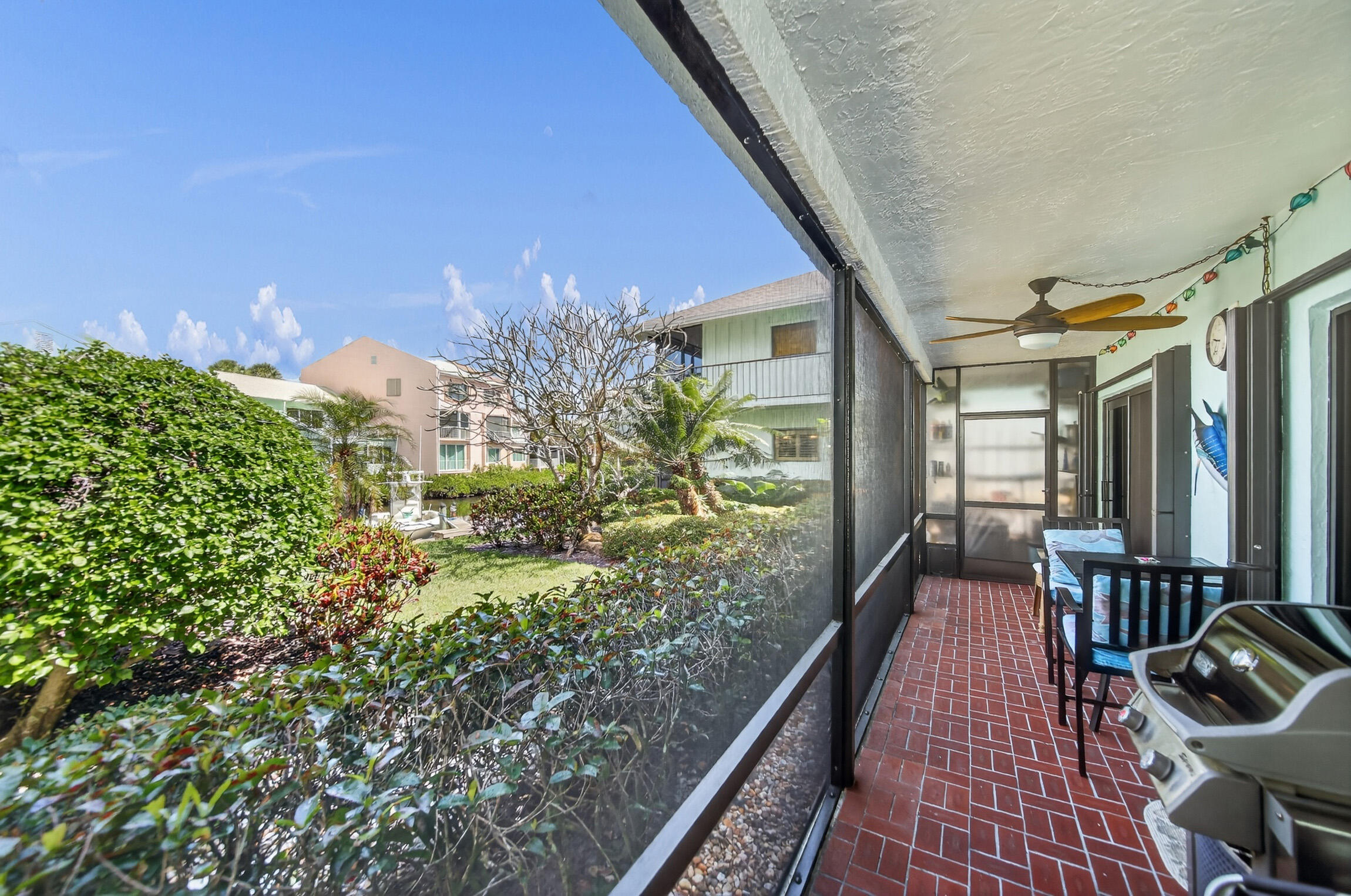 MARINER CAY CONDO - Residential