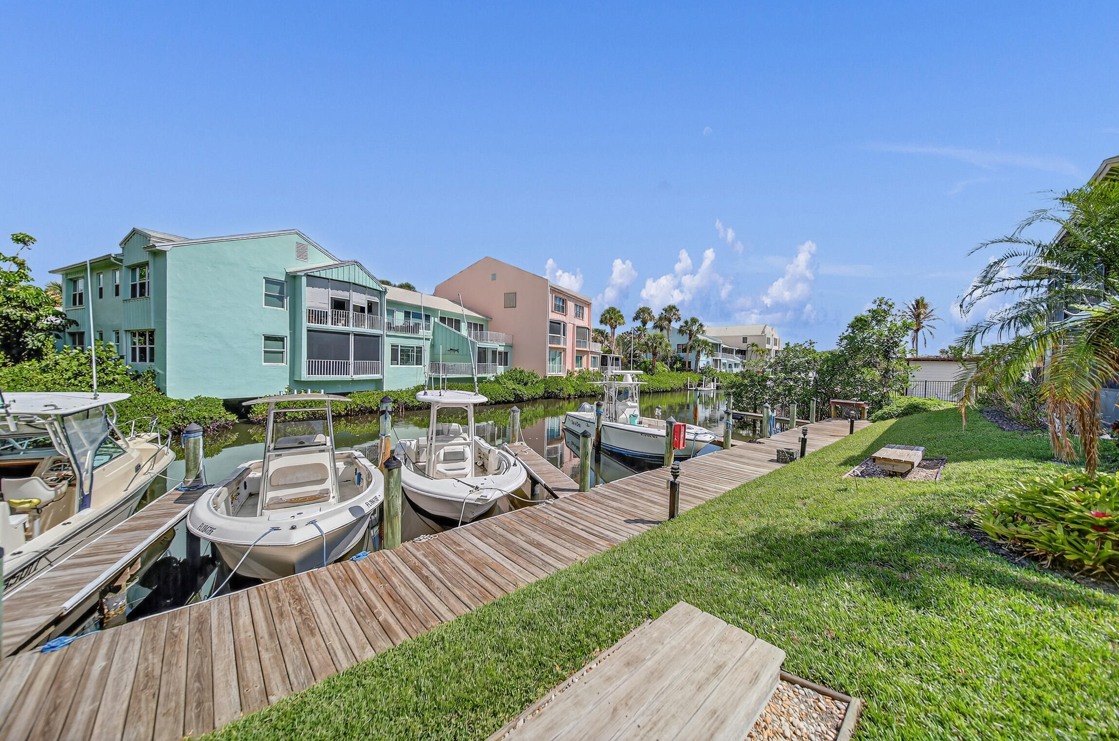 MARINER CAY CONDO - Residential