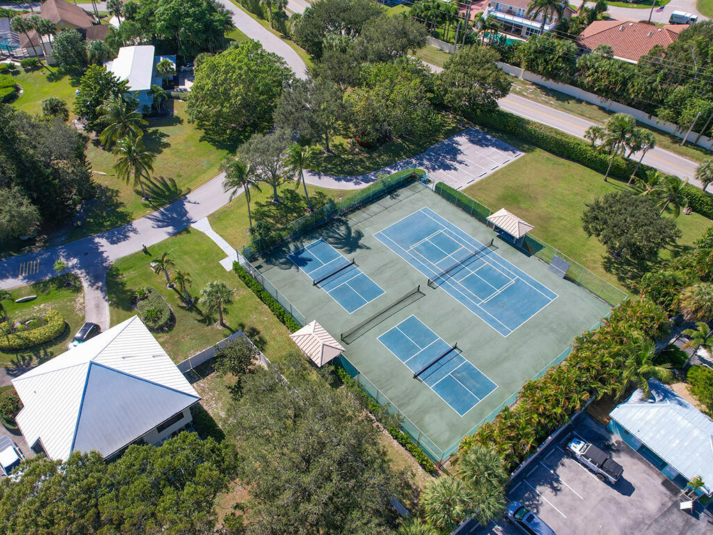 MARINER CAY CONDO - Residential