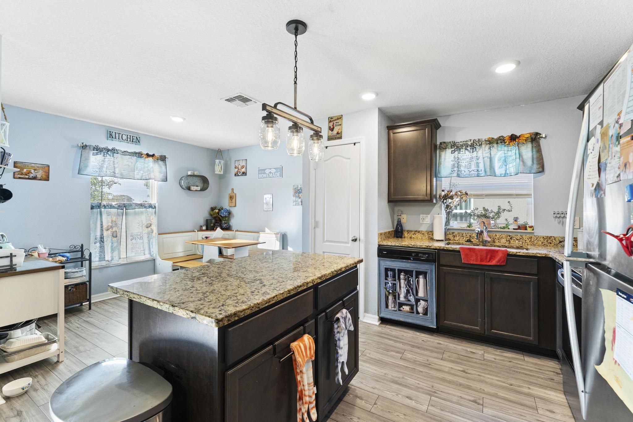 CELEBRATION POINTE - Residential