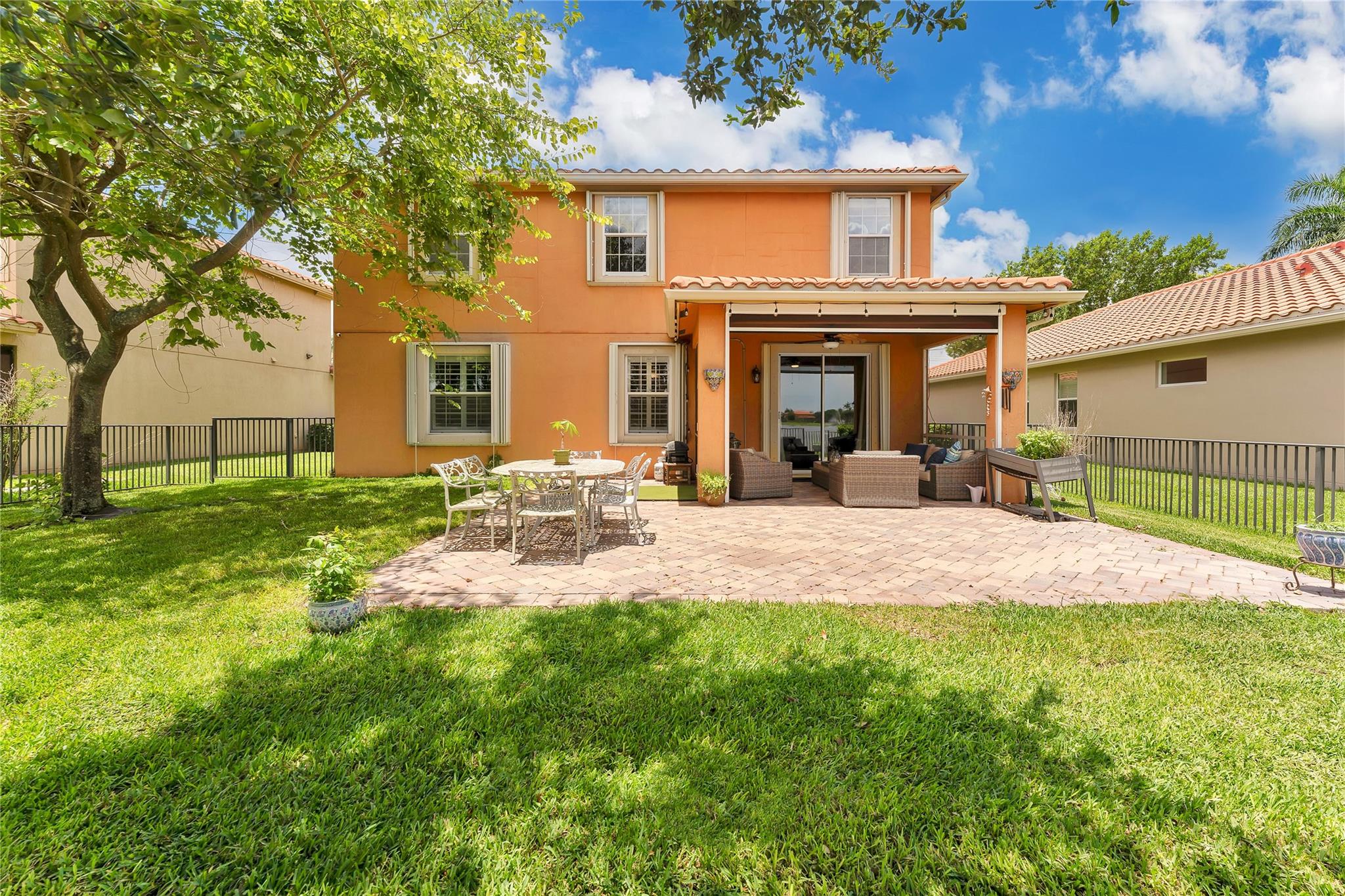 3460 Princeton Dr