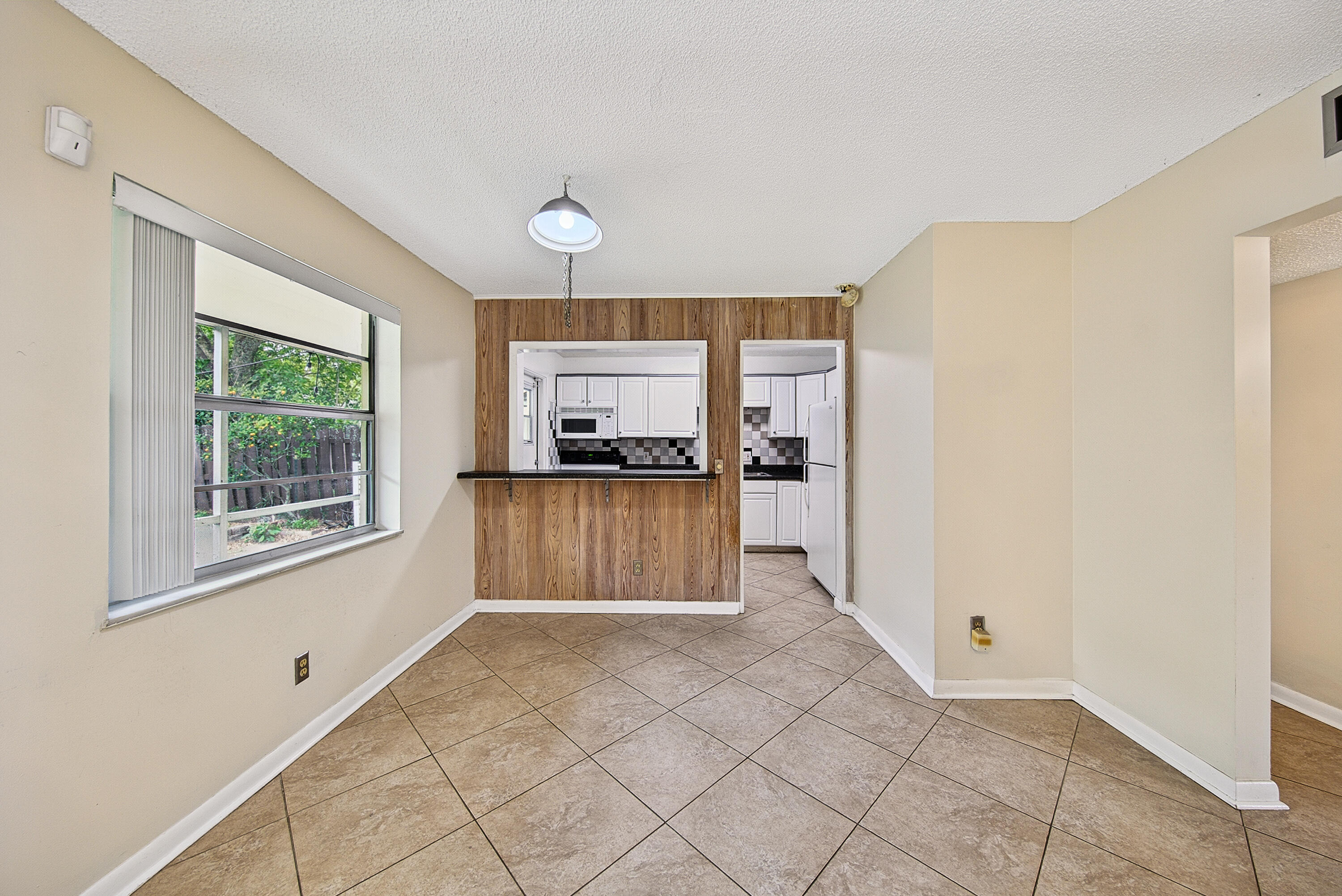 NO 1 PALM-AIRE VILLAGE CONDO - Residential