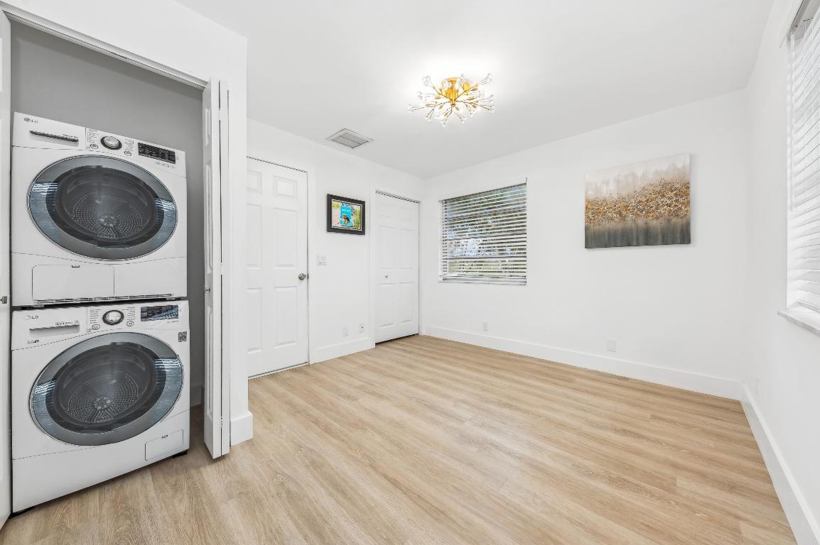 PALM GREENS AT VILLA DEL RAY COND PHASE 1,2,2-A,2- - Residential