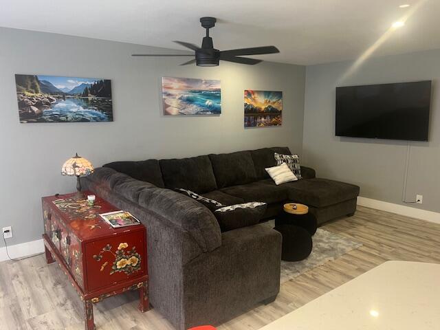 PINE POINT VILLAS - Residential Lease