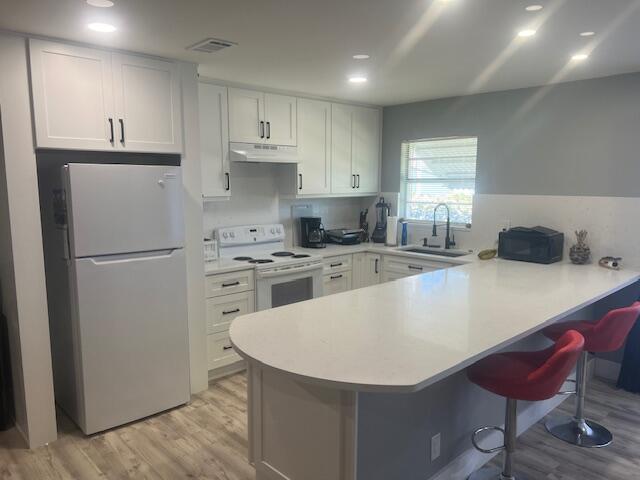 PINE POINT VILLAS - Residential Lease