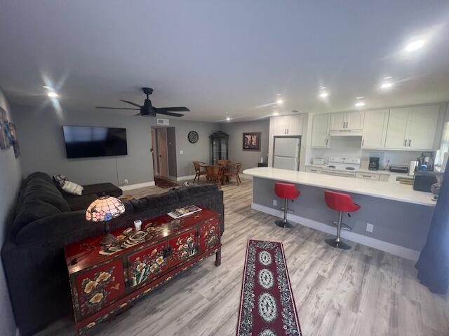 PINE POINT VILLAS - Residential Lease