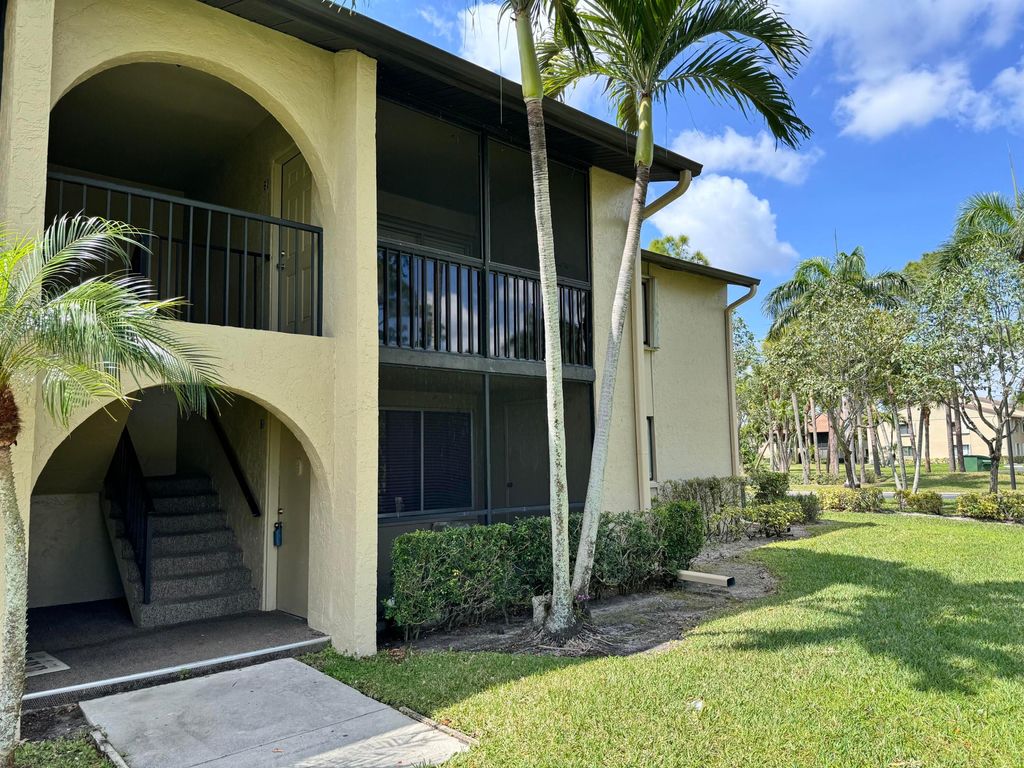 Photo of 539 Shady Pine Way #B1, Greenacres, FL 33415 (MLS # R11168893)