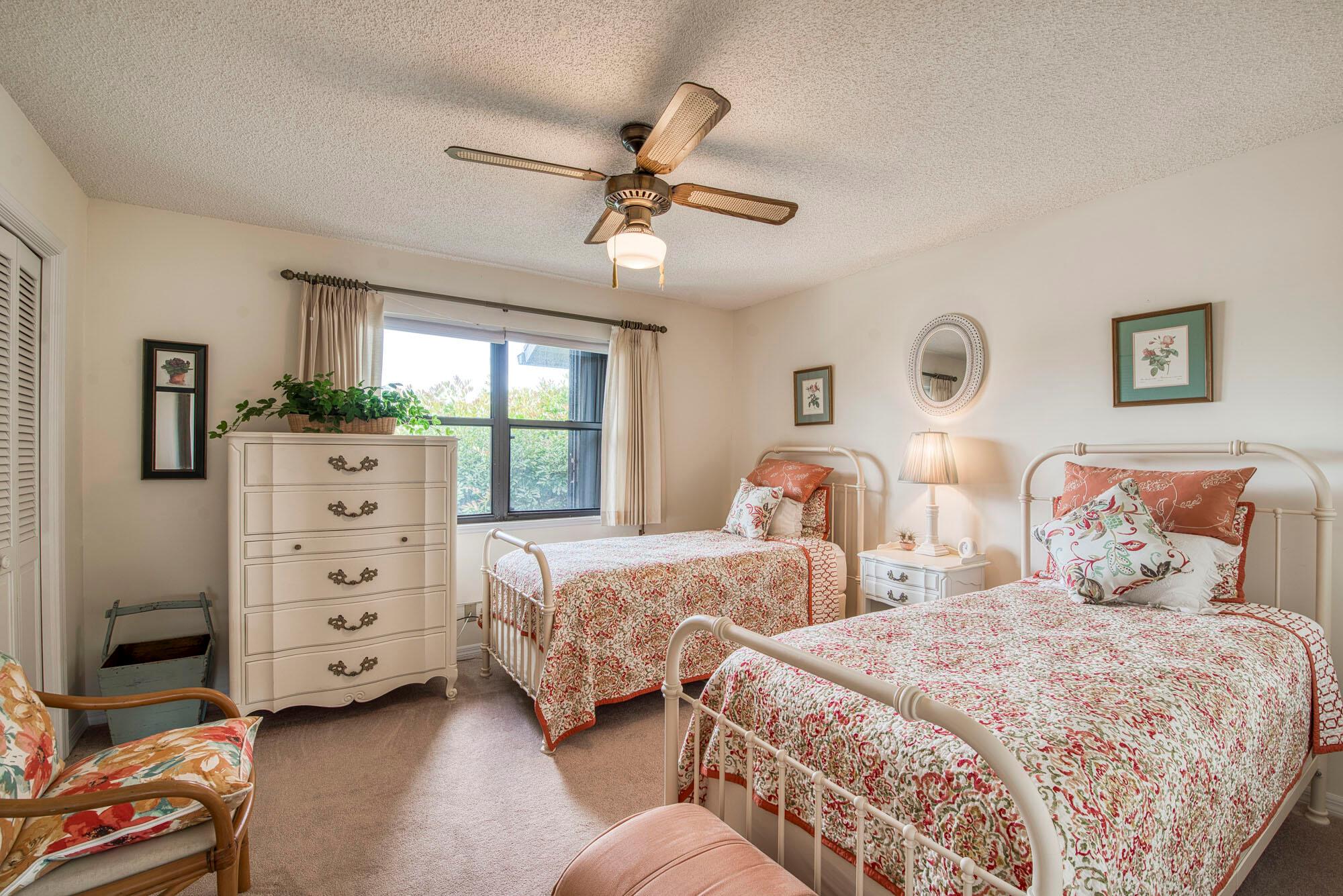 Charleston on the Green - Residential