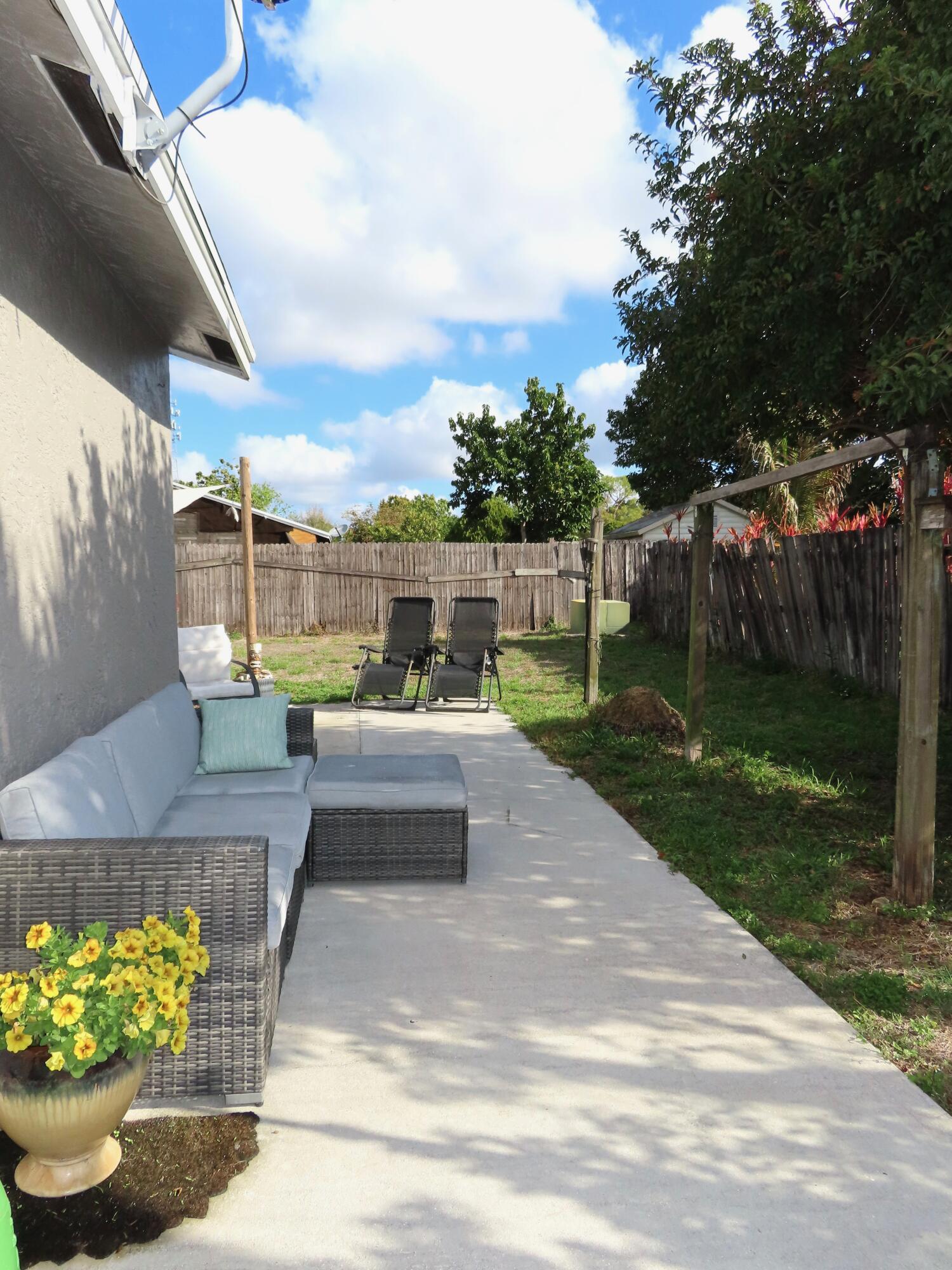 COUNTERPOINT ESTATES 6 - Residential