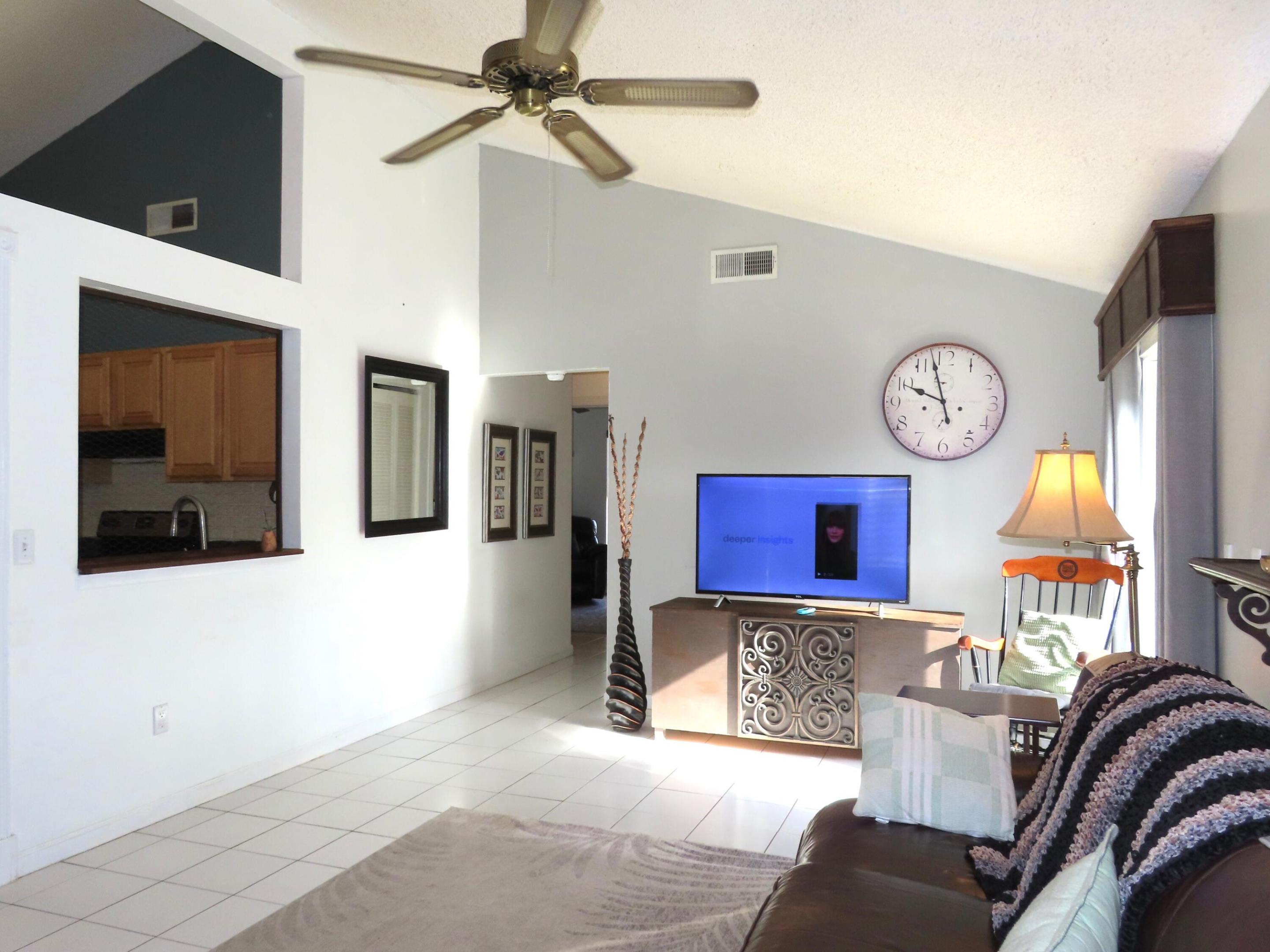 COUNTERPOINT ESTATES 6 - Residential