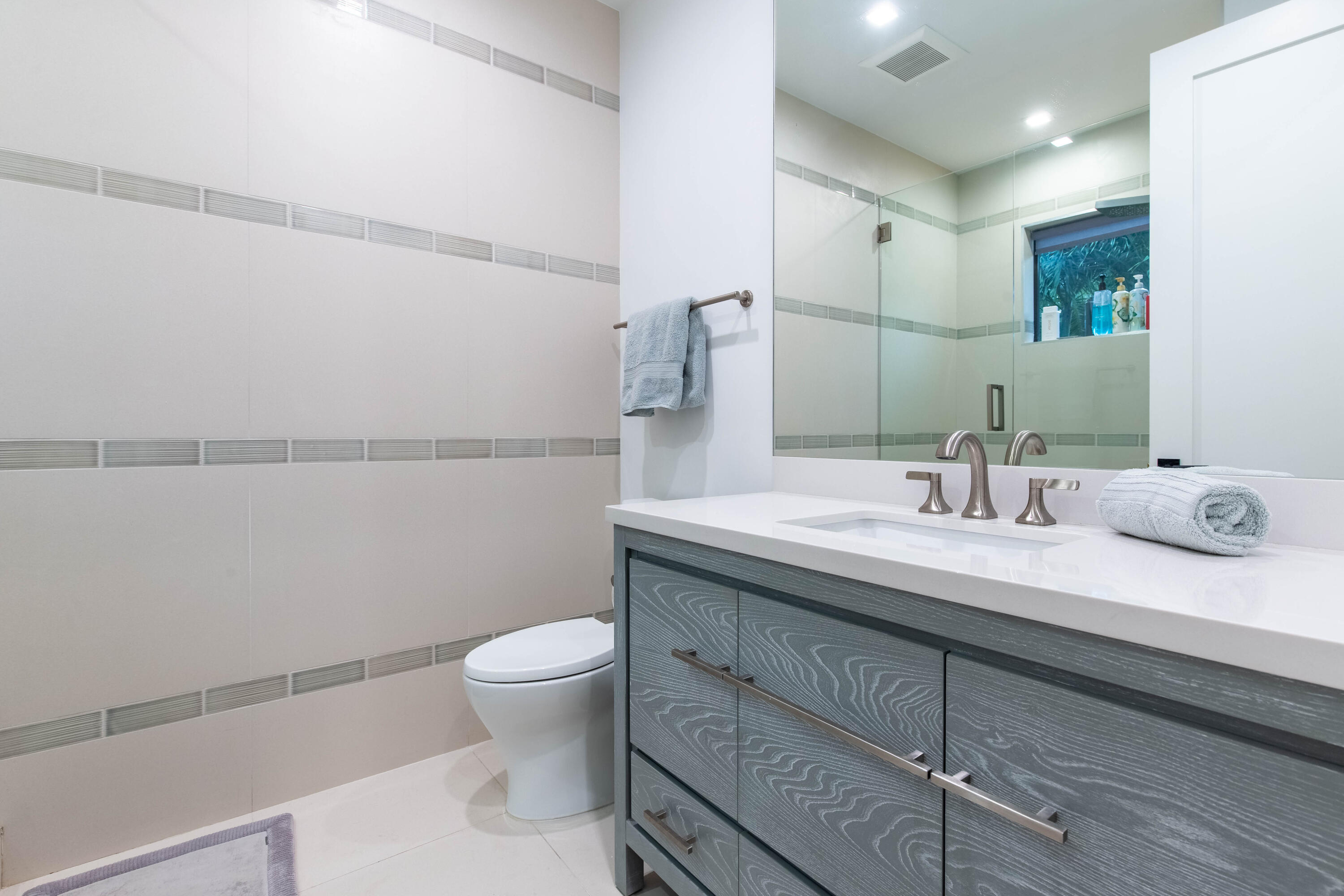 BREAKERS WEST 8 - Residential