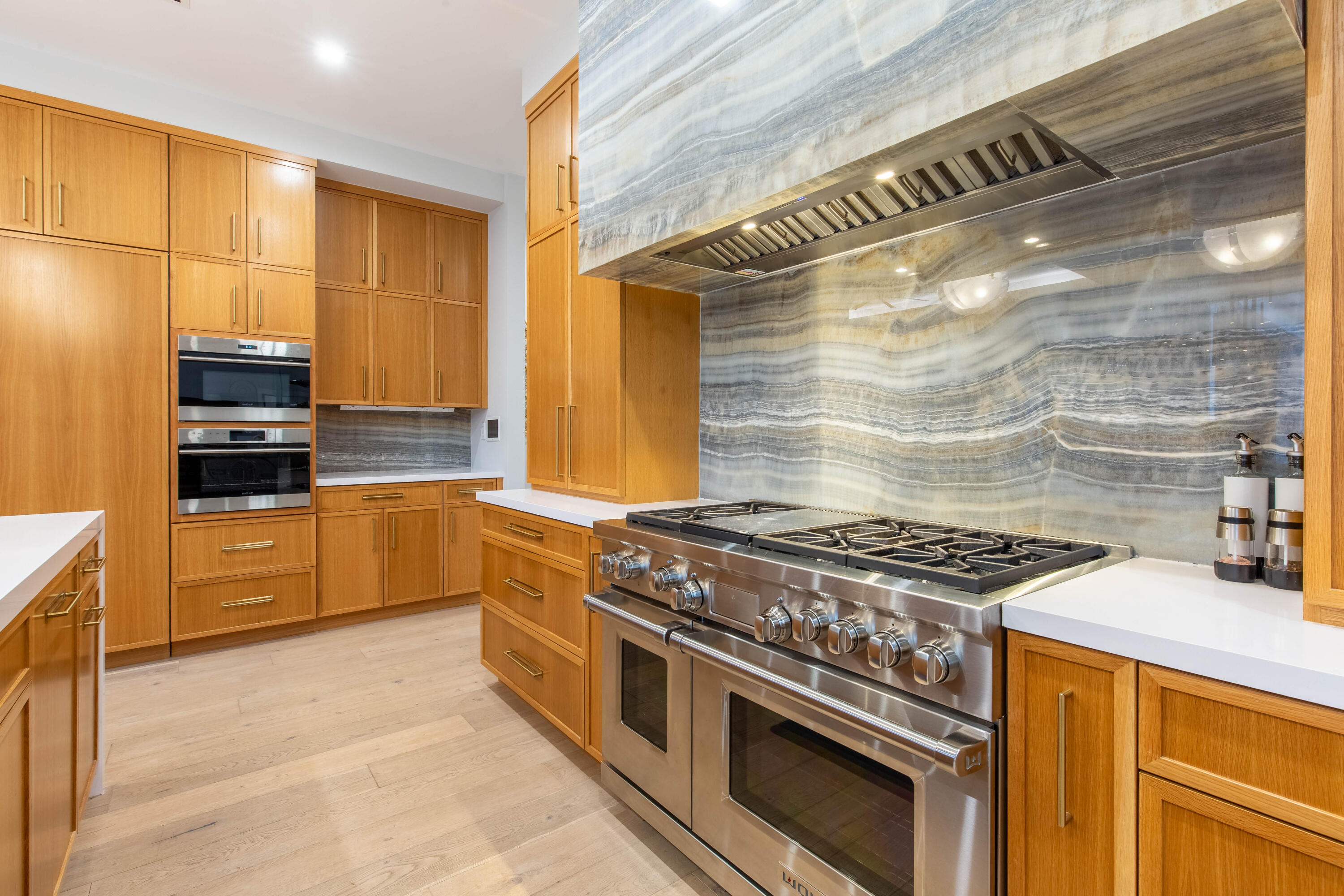 BREAKERS WEST 8 - Residential