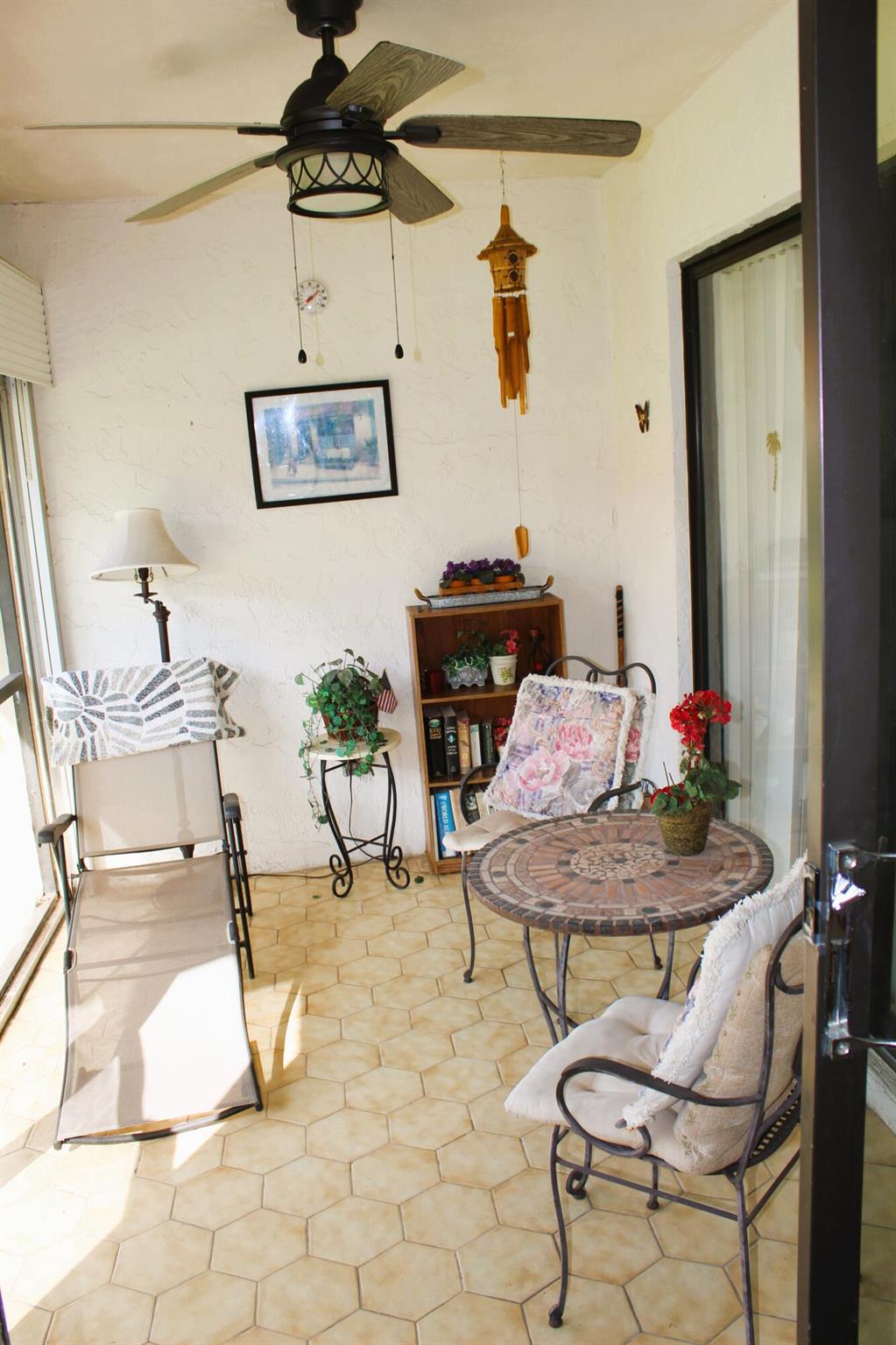 9825 Bischofia Tree Way B