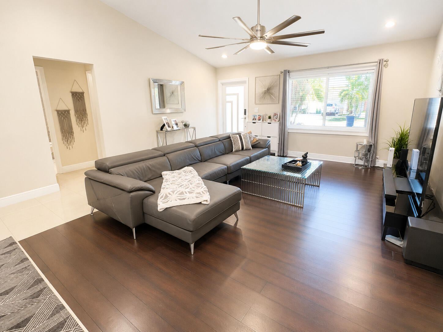 10601 NW 7TH Place