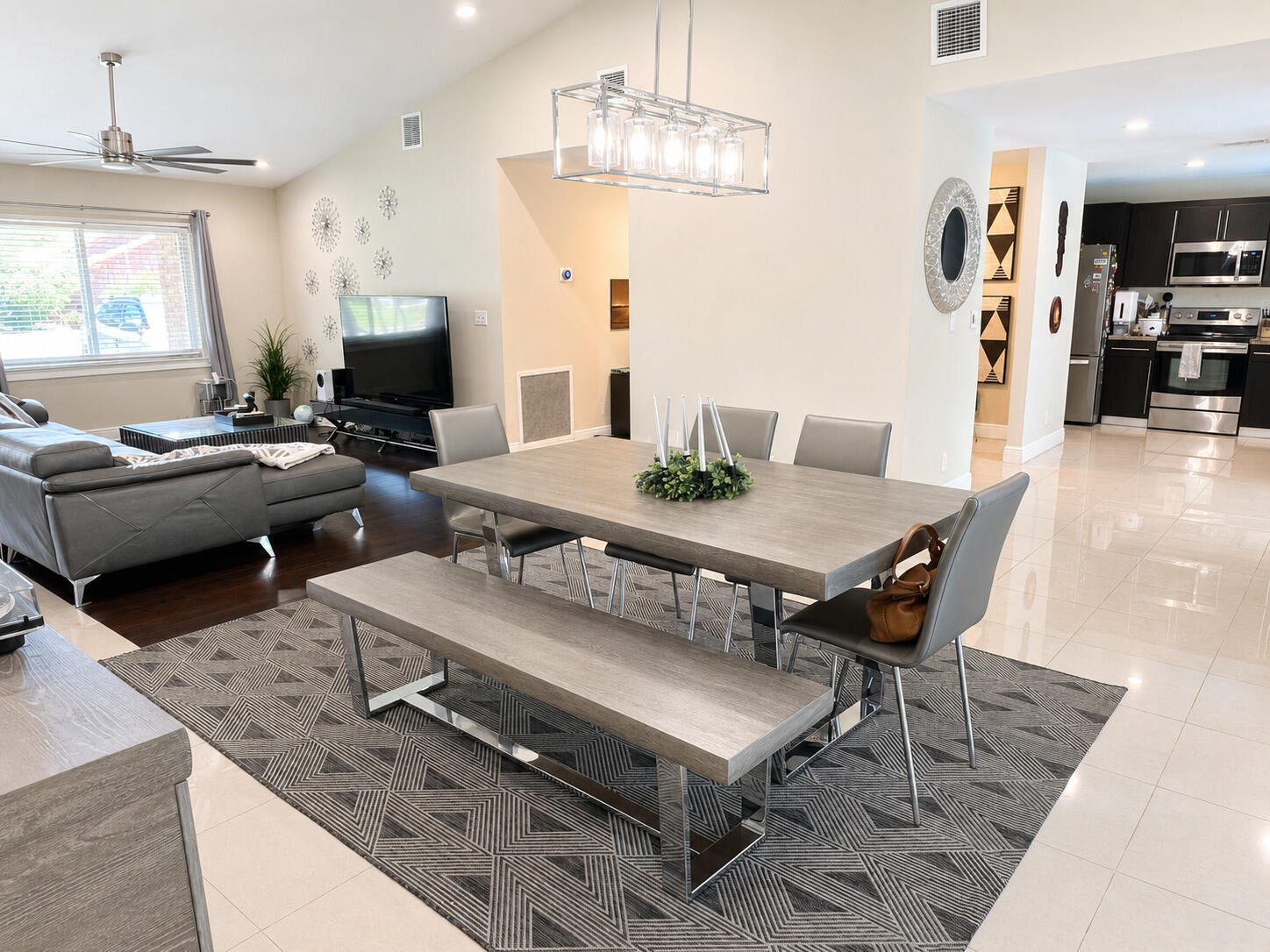 10601 NW 7TH Place