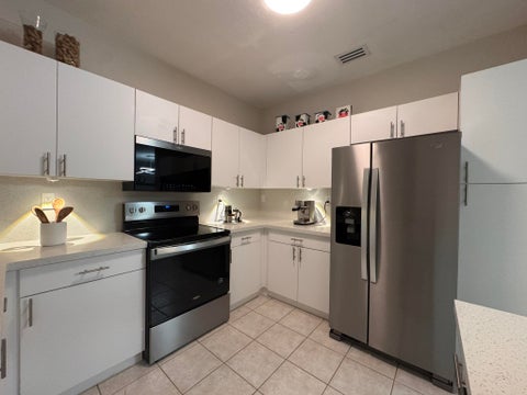 Tiny photo for 135 RIVERWALK Circle, Sunrise, FL 33326 (MLS # B26074985)
