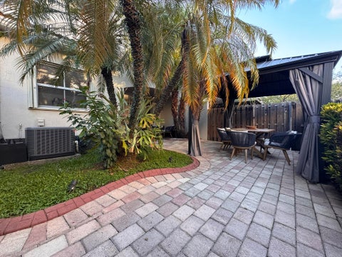 Tiny photo for 135 RIVERWALK Circle, Sunrise, FL 33326 (MLS # B26074985)