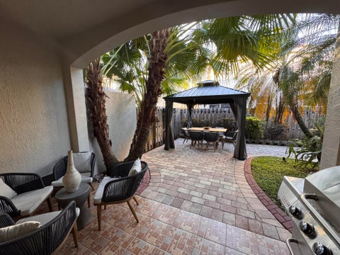 Tiny photo for 135 RIVERWALK Circle, Sunrise, FL 33326 (MLS # B26074985)